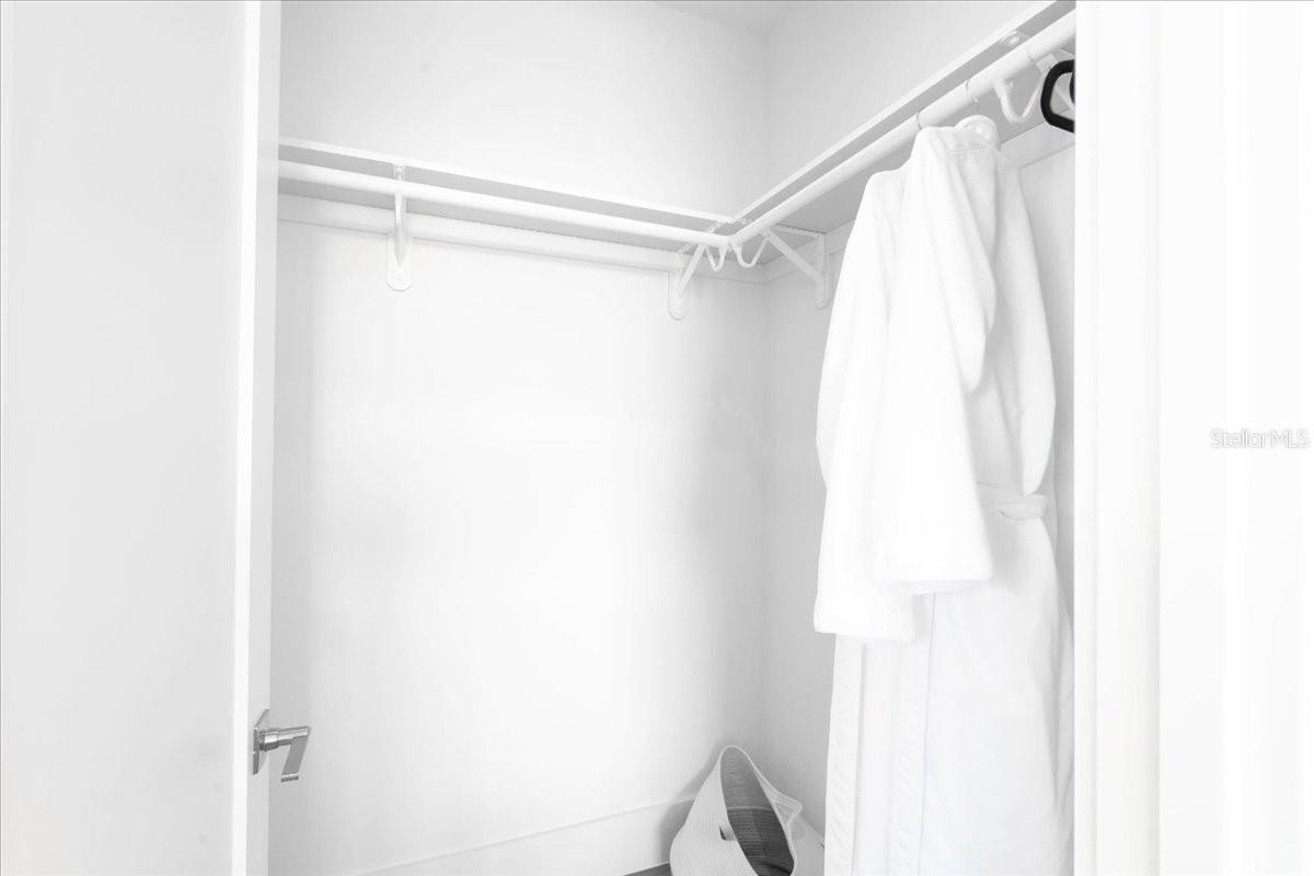 Image 25 of 100 For 810 39th Street Gulf