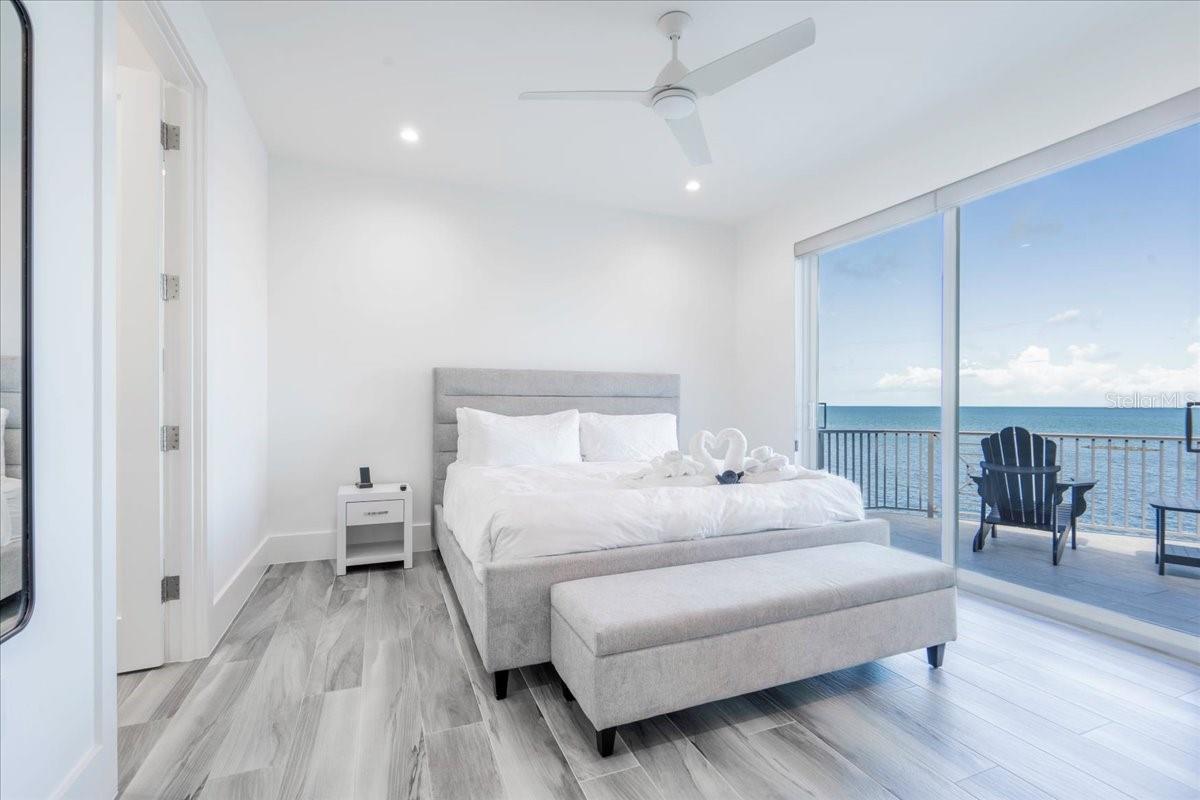 Image 34 of 100 For 810 39th Street Gulf