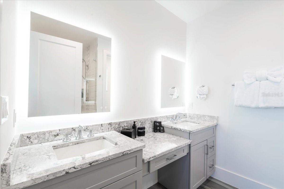 Image 37 of 100 For 810 39th Street Gulf