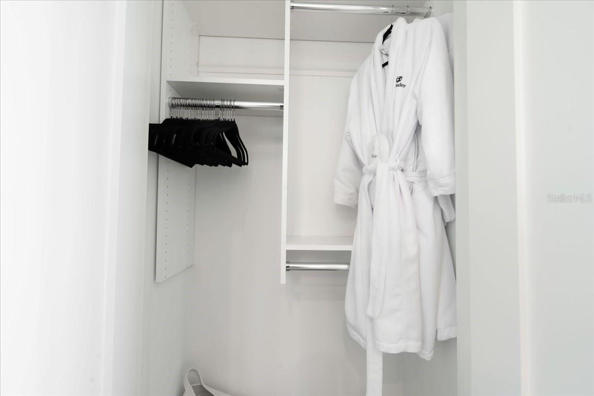 Image 46 of 100 For 810 39th Street Gulf