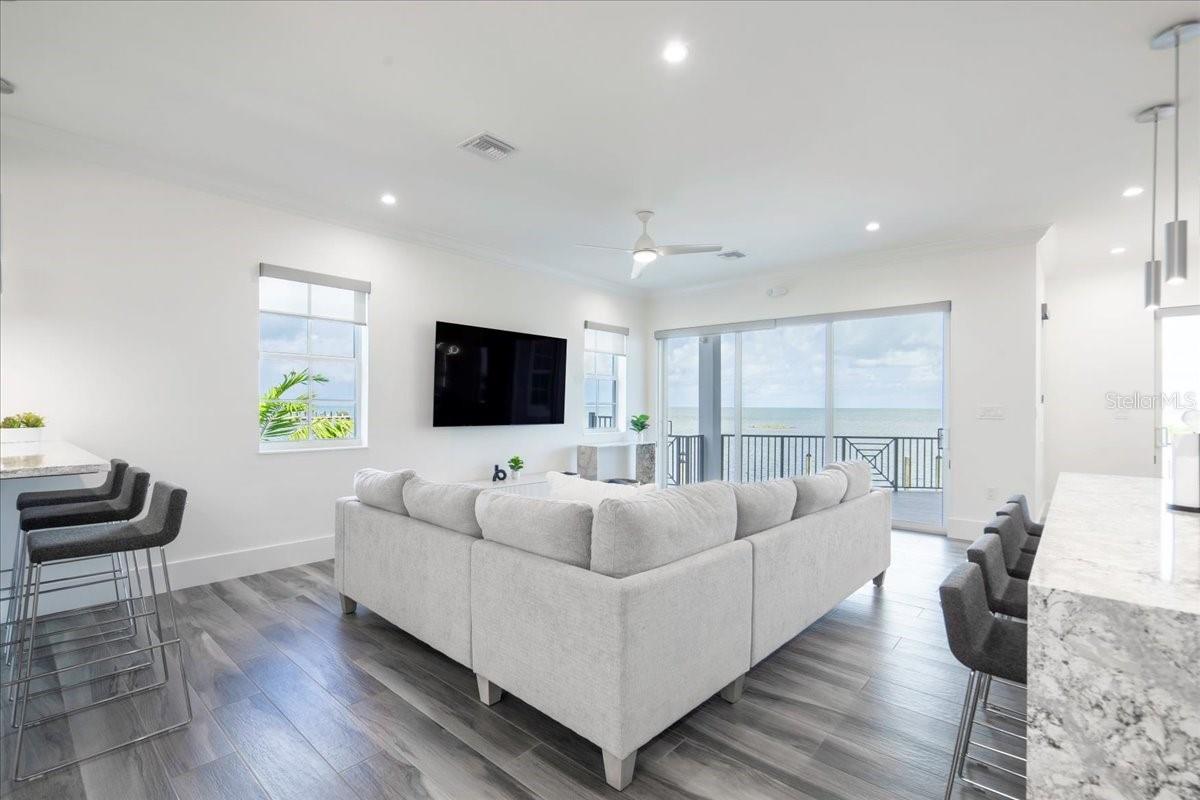 Image 5 of 100 For 810 39th Street Gulf