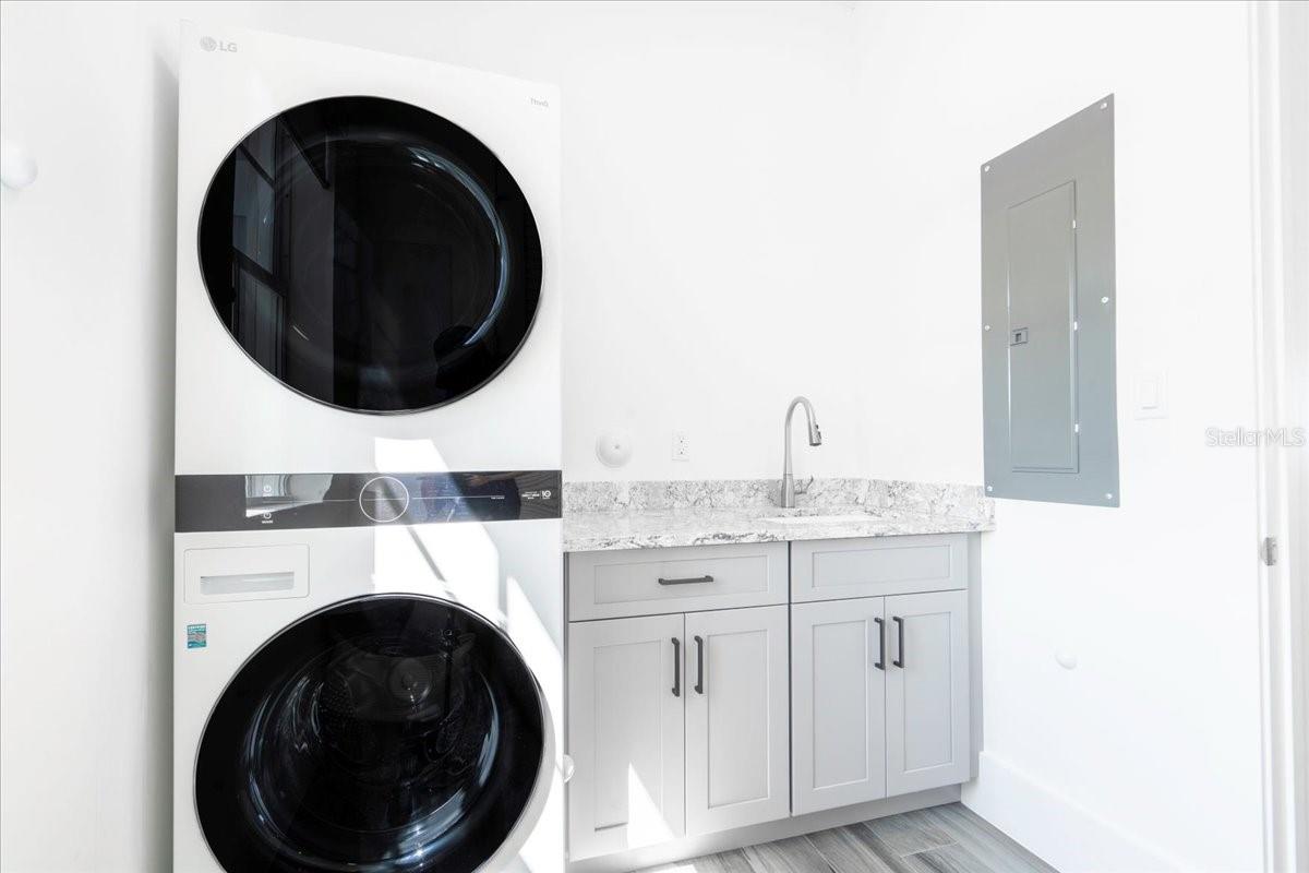 Image 7 of 100 For 810 39th Street Gulf