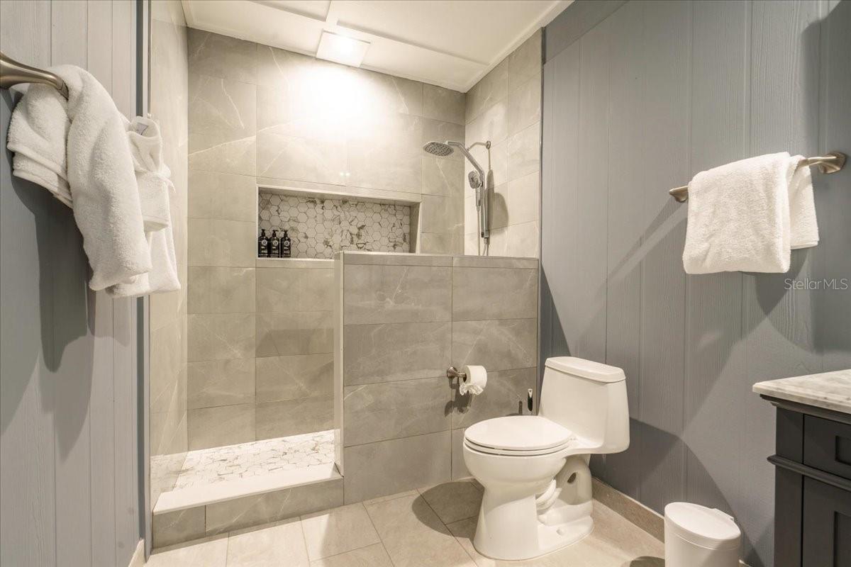 Image 72 of 100 For 810 39th Street Gulf