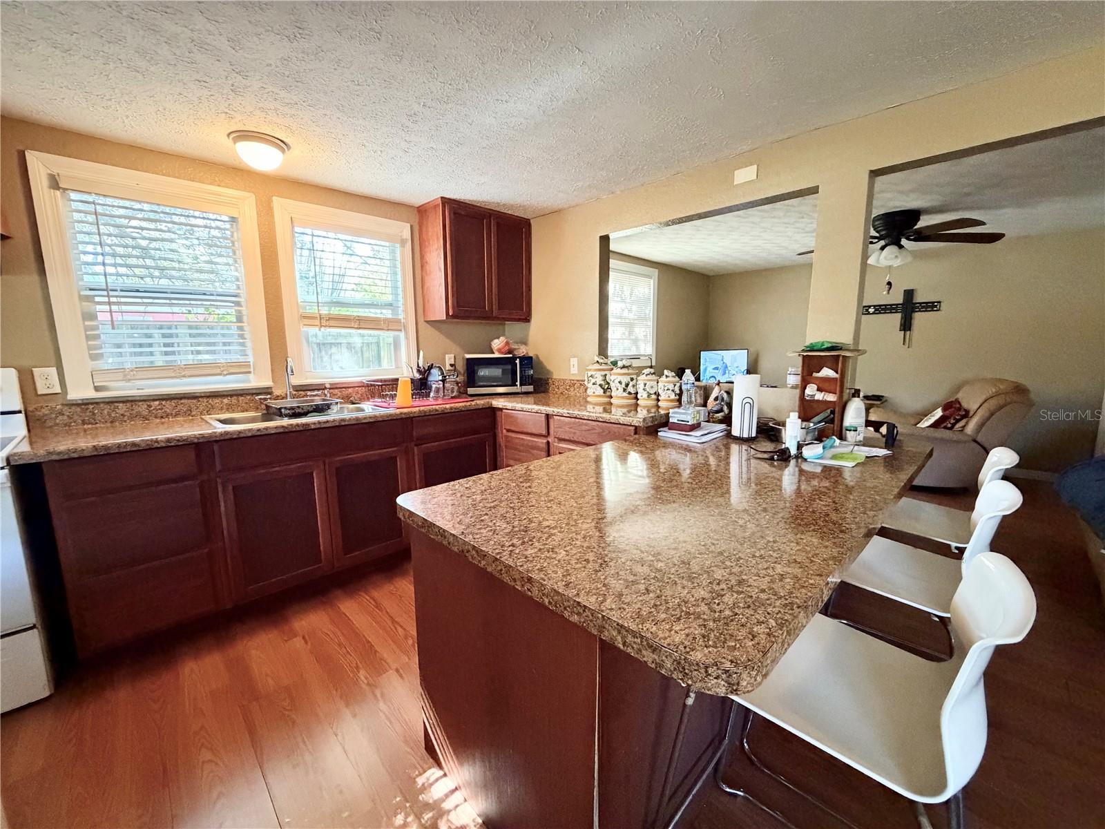 Image 5 of 12 For 2318 Hibiscus Avenue