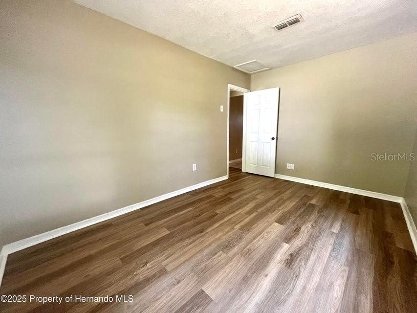 Image 14 of 24 For 1032 Marlow Avenue