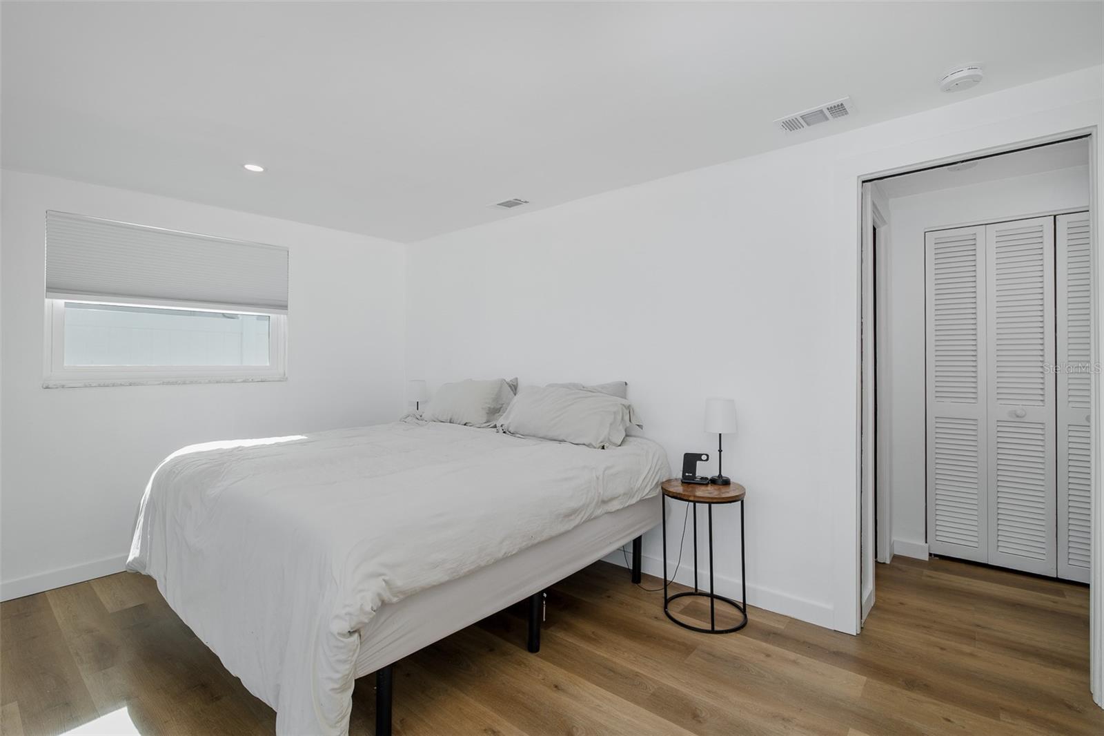 Image 21 of 51 For 1166 Chancellor Drive