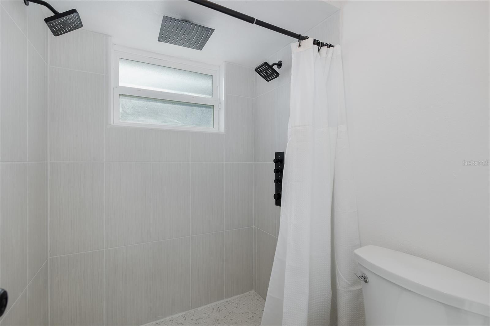 Image 25 of 51 For 1166 Chancellor Drive