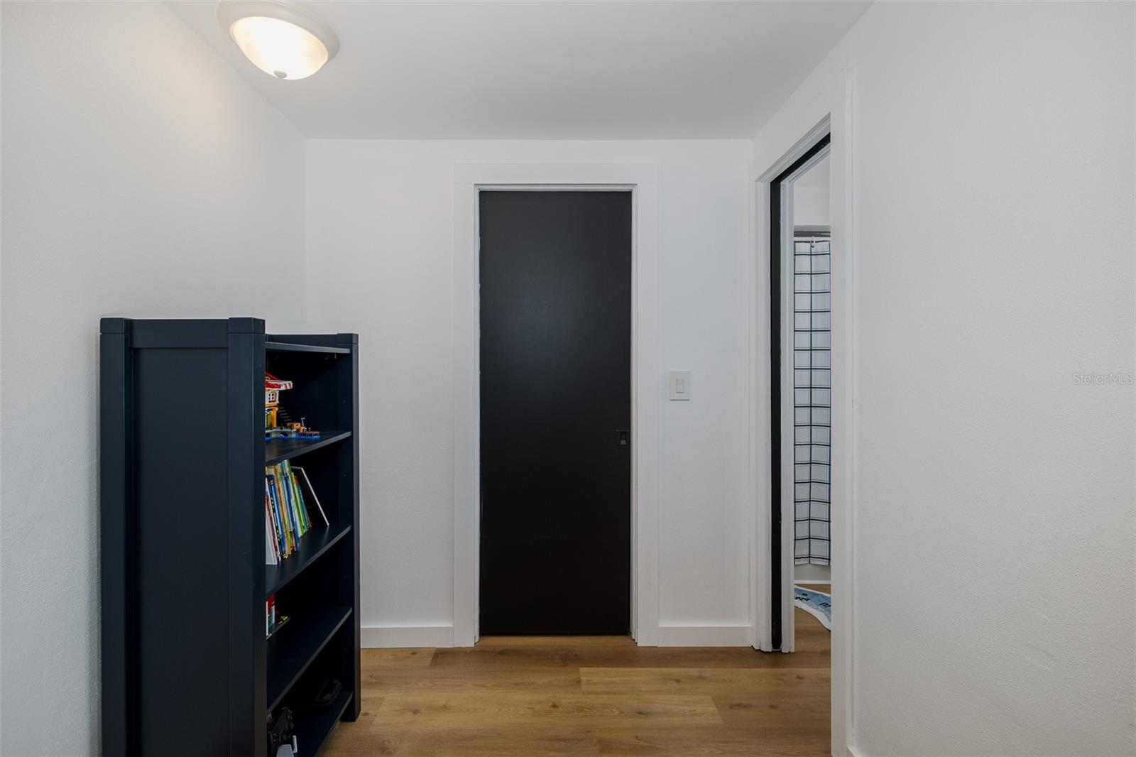 Image 29 of 51 For 1166 Chancellor Drive