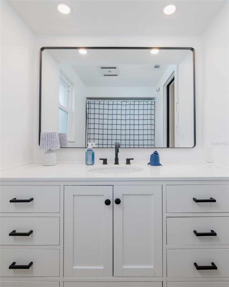 Image 33 of 51 For 1166 Chancellor Drive