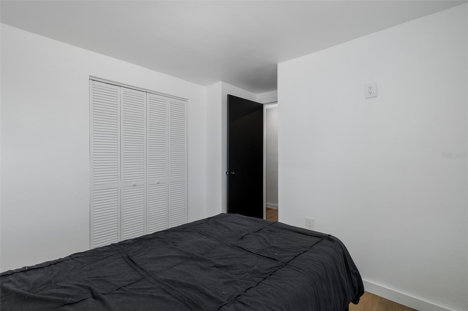 Image 36 of 51 For 1166 Chancellor Drive