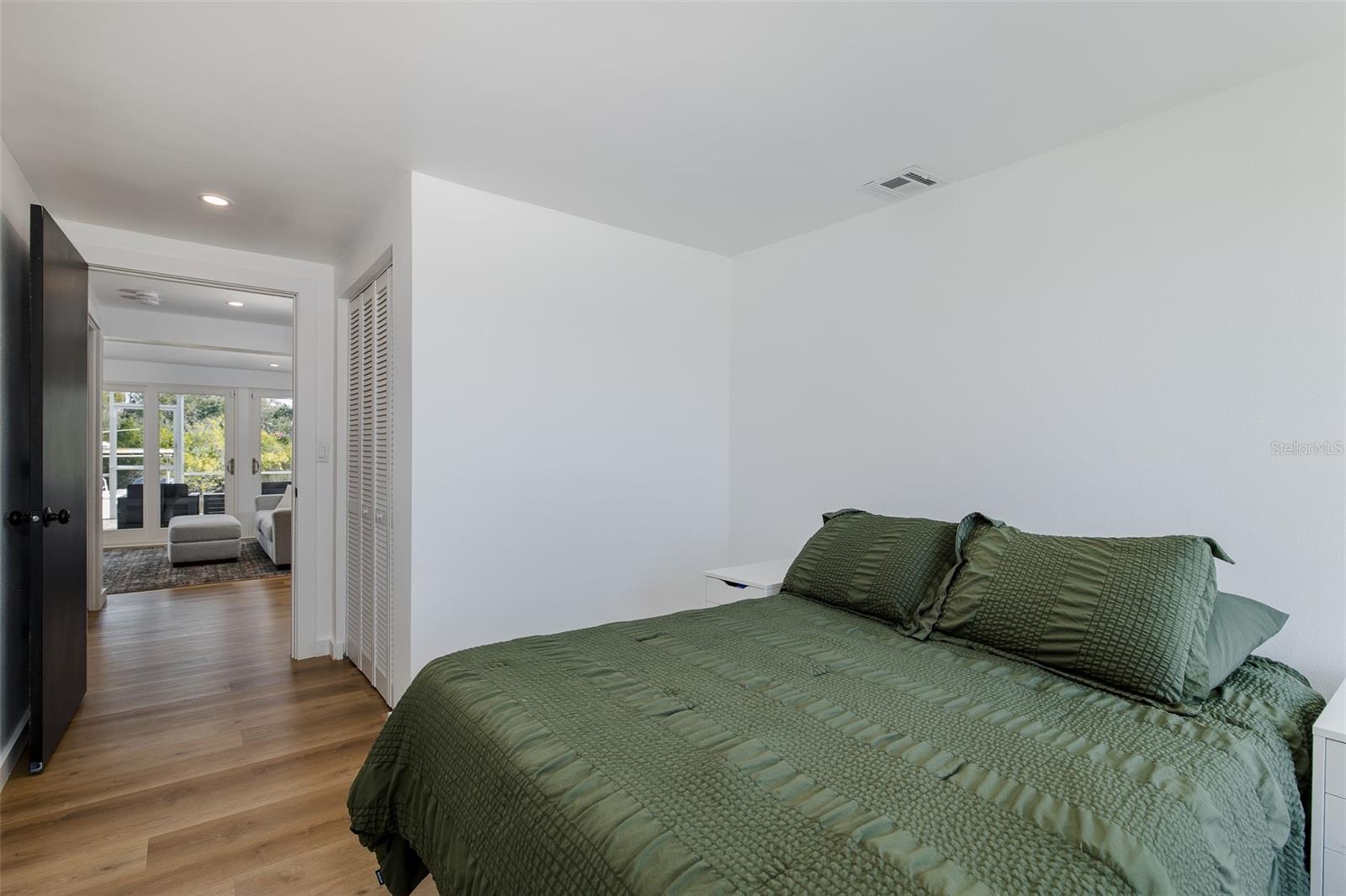 Image 38 of 51 For 1166 Chancellor Drive