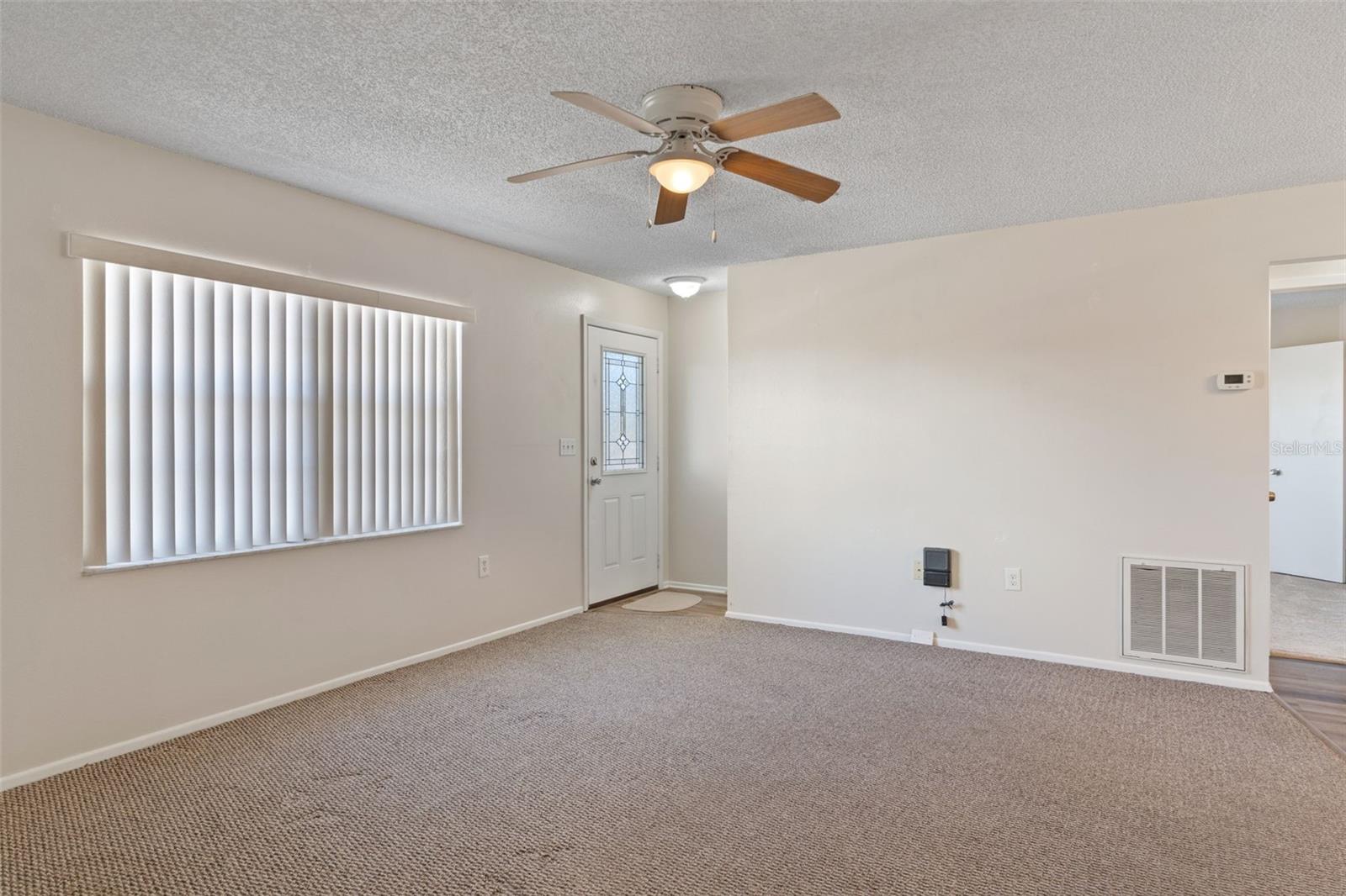 Image 13 of 34 For 5446 Colchester Avenue