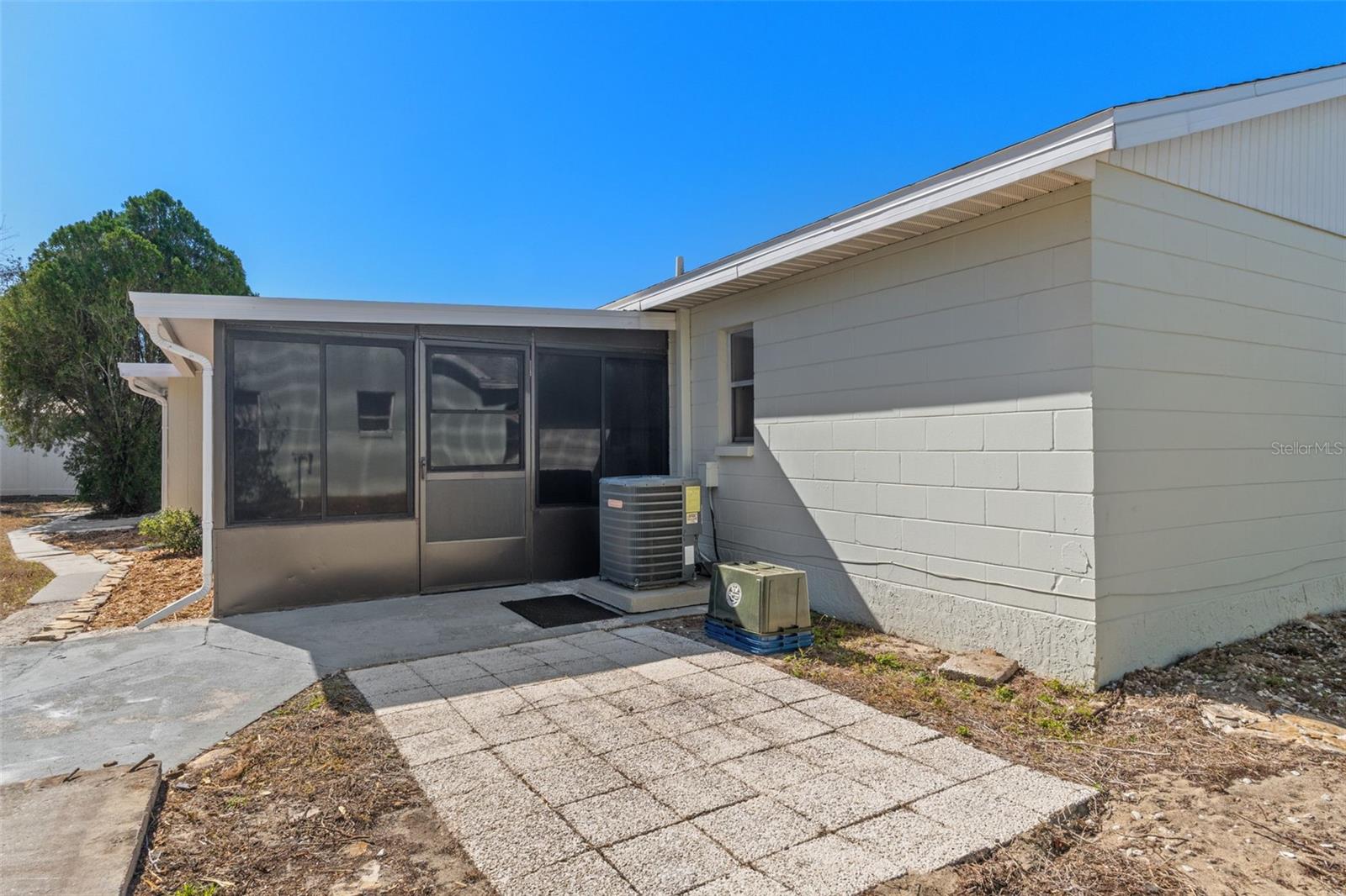 Image 30 of 34 For 5446 Colchester Avenue