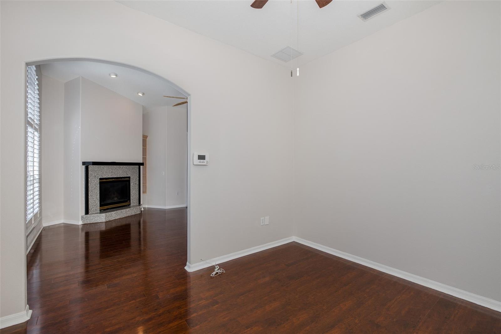 Listing photo id 35 for 18845 Fairway Green Drive