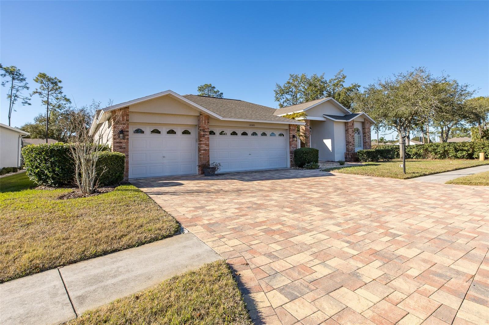 Listing photo id 45 for 18845 Fairway Green Drive