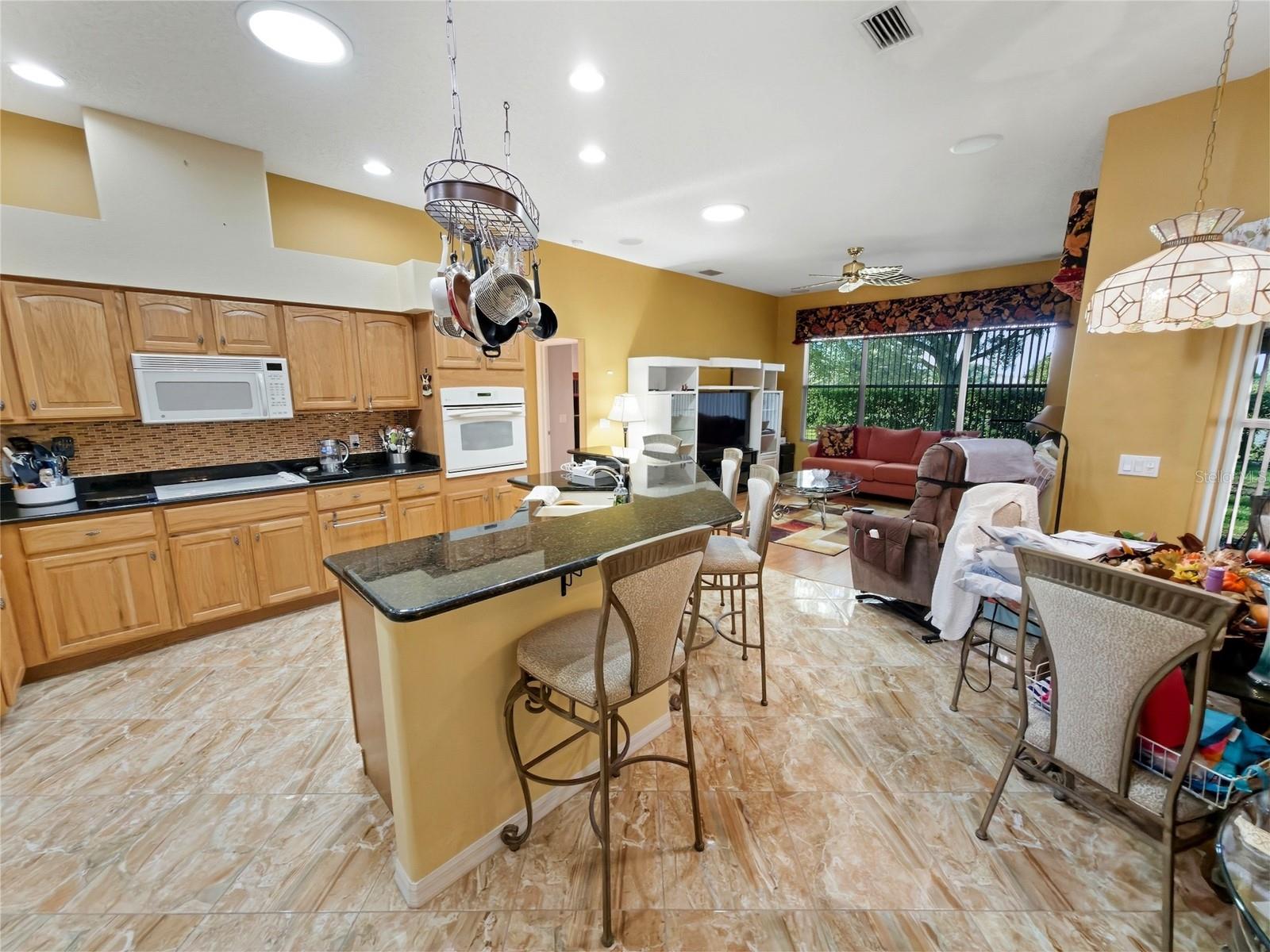 Image 11 of 67 For 18629 Myrtlewood Drive