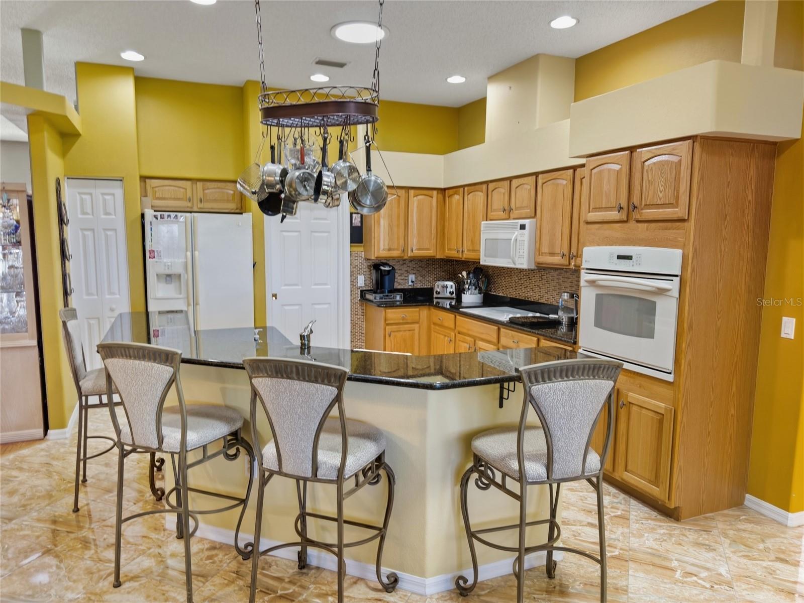 Image 14 of 67 For 18629 Myrtlewood Drive