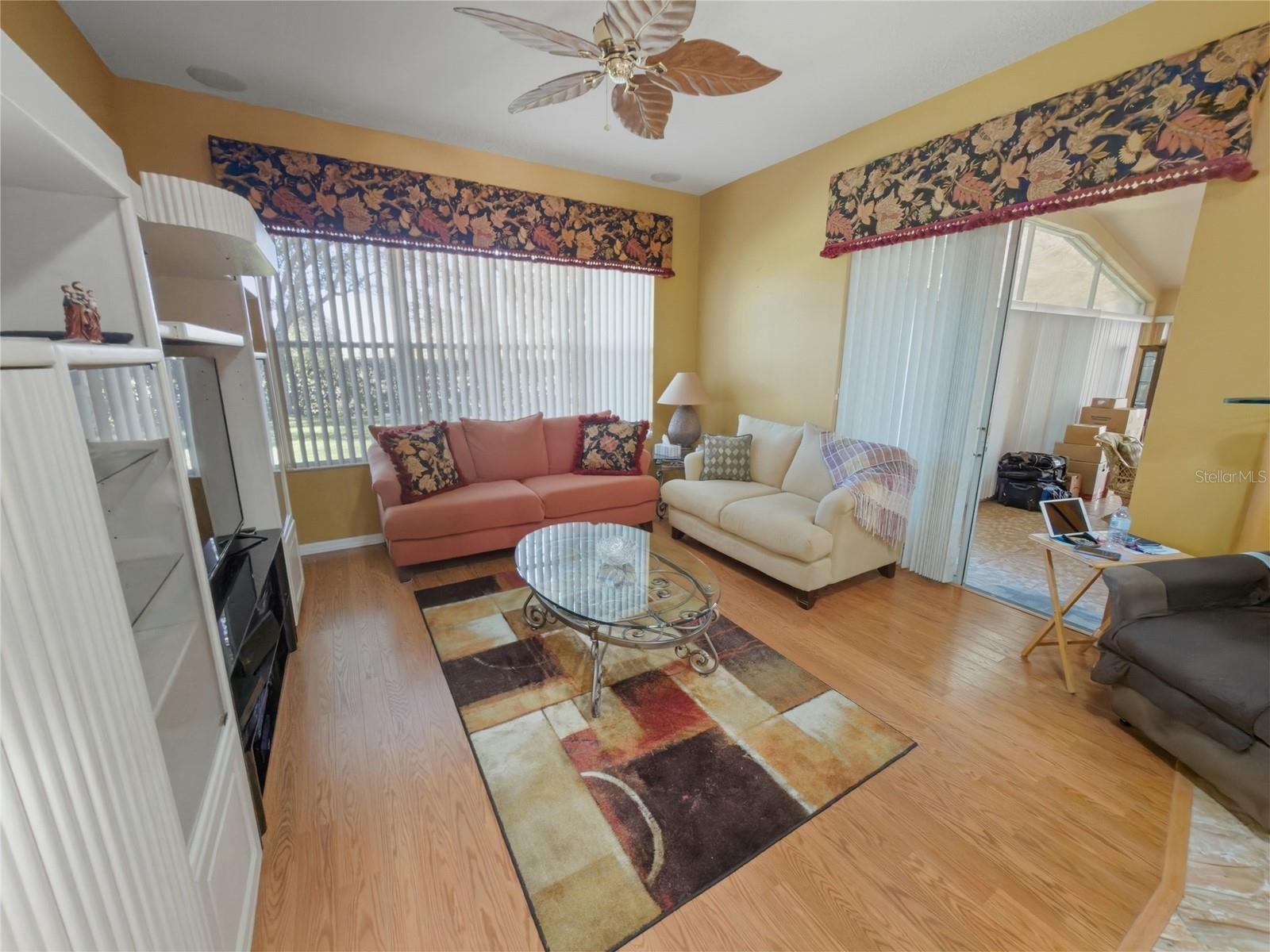 Image 16 of 67 For 18629 Myrtlewood Drive