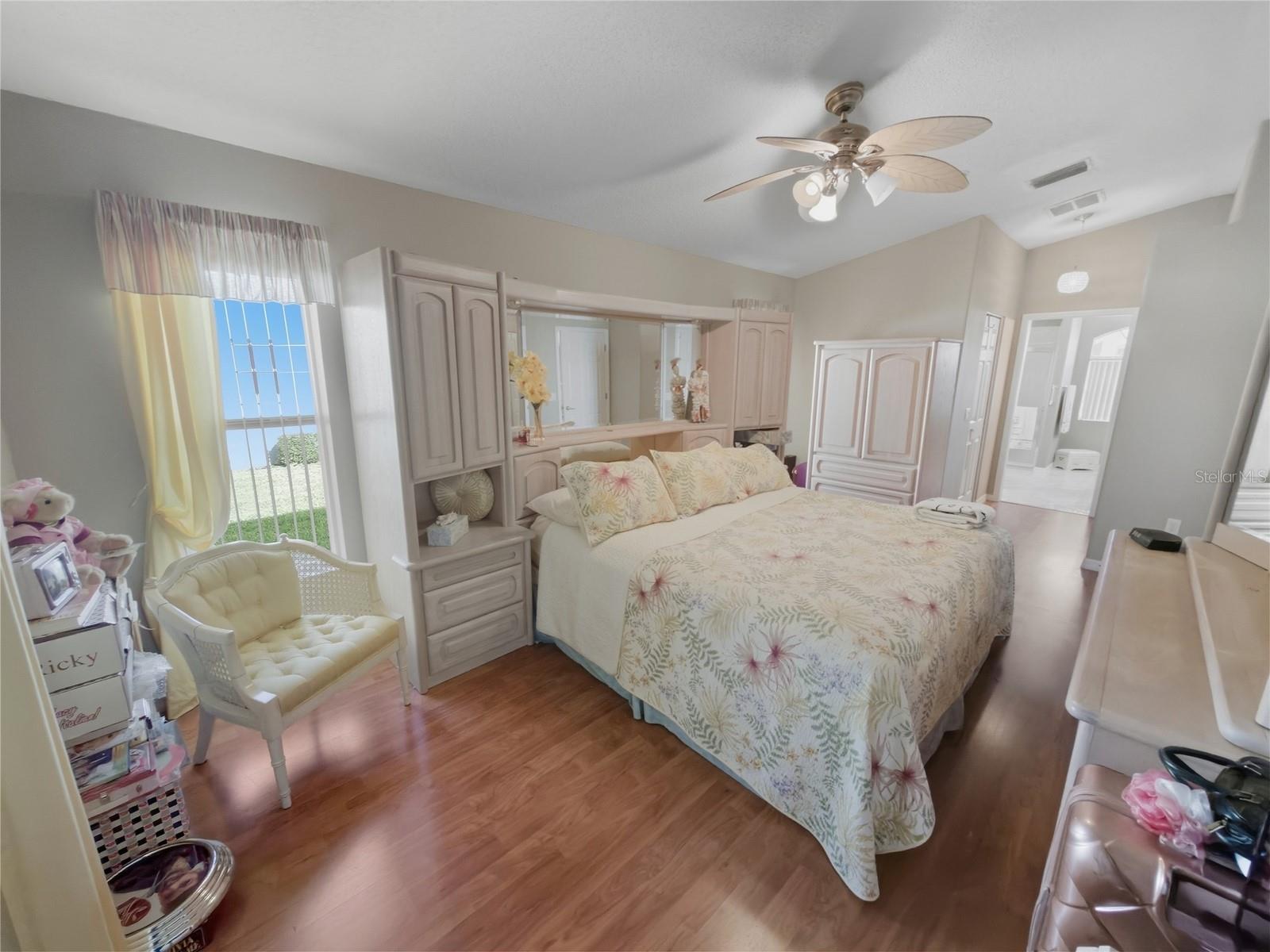 Image 20 of 67 For 18629 Myrtlewood Drive