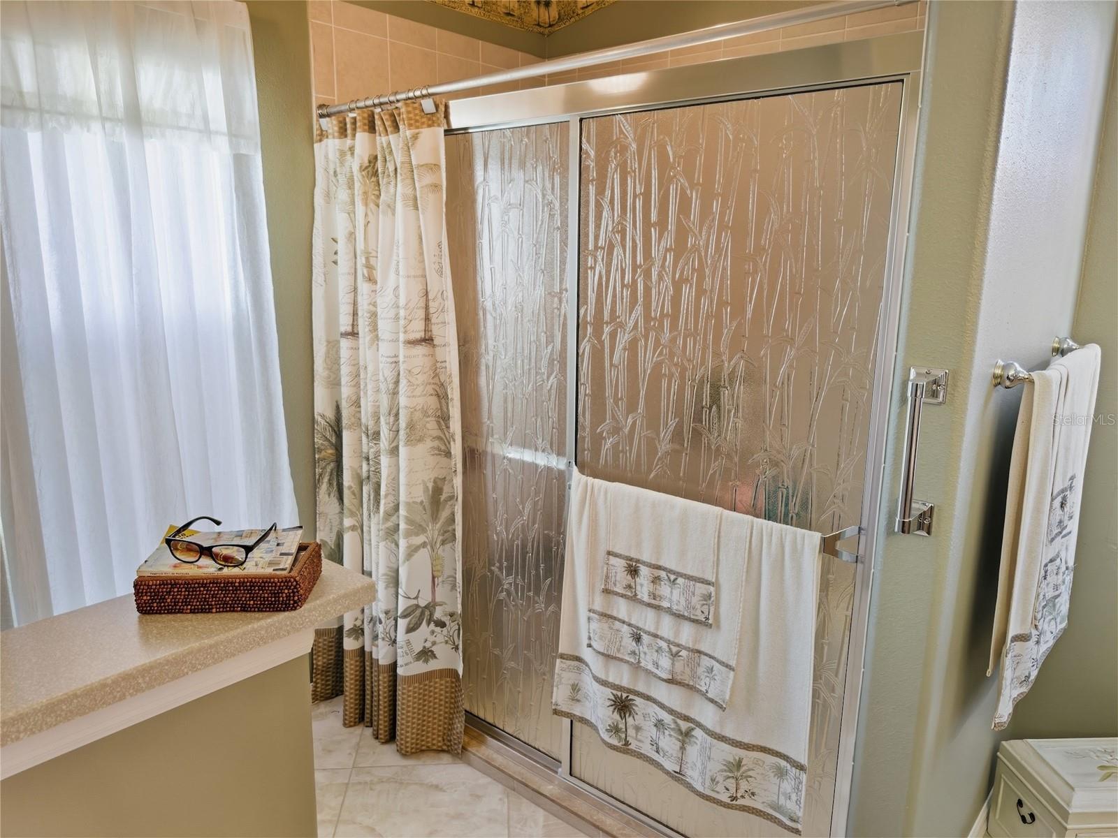 Image 26 of 67 For 18629 Myrtlewood Drive