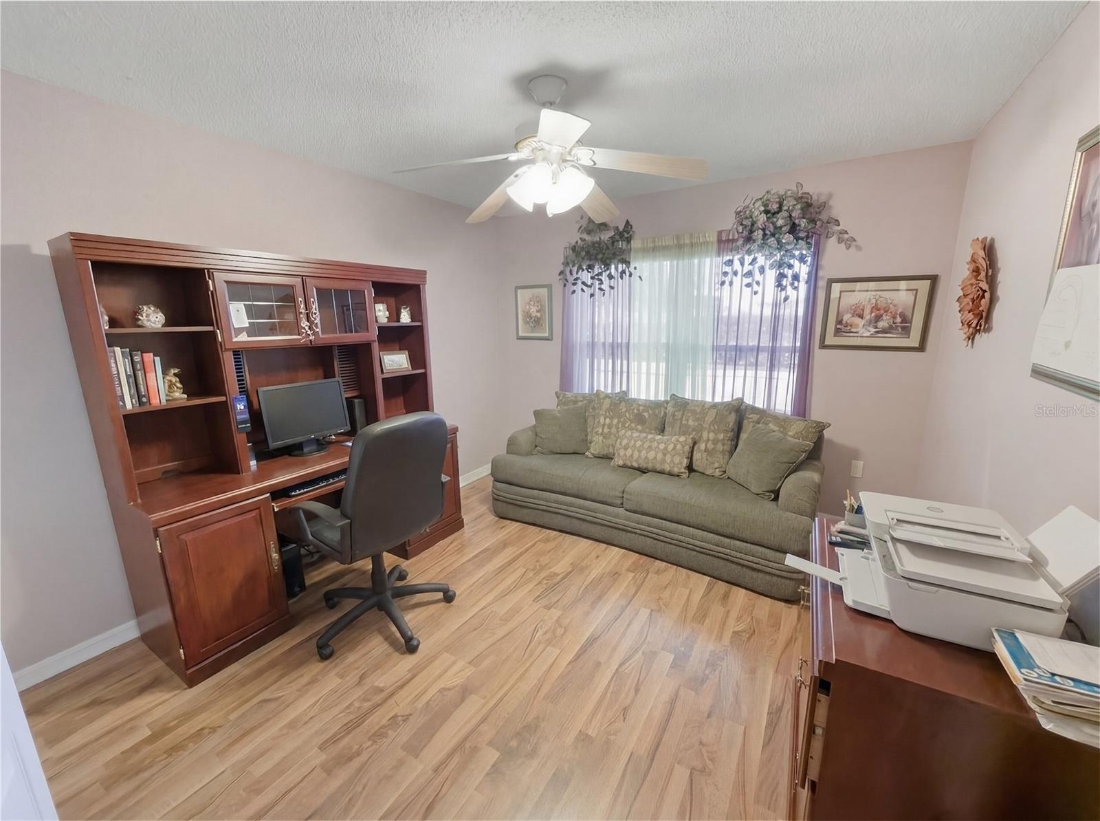 Image 33 of 67 For 18629 Myrtlewood Drive