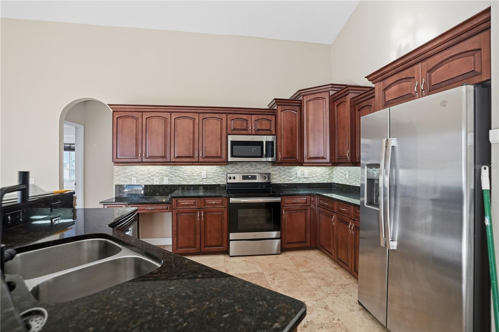 Image 13 of 55 For 10243 Locker Drive