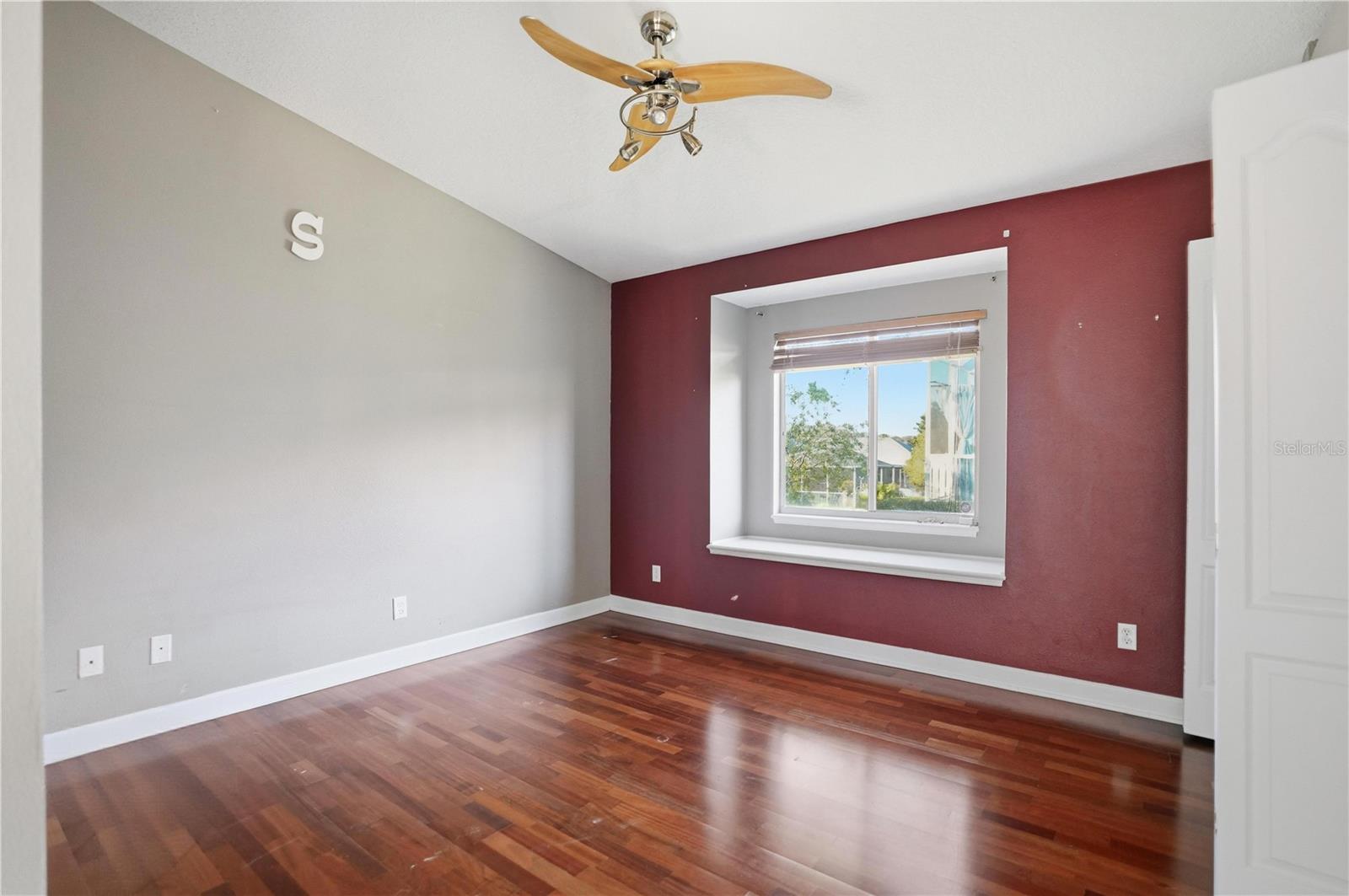 Image 18 of 55 For 10243 Locker Drive