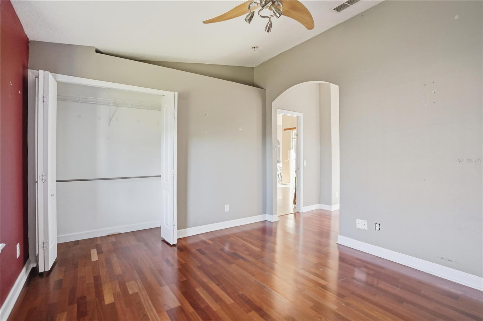 Image 19 of 55 For 10243 Locker Drive