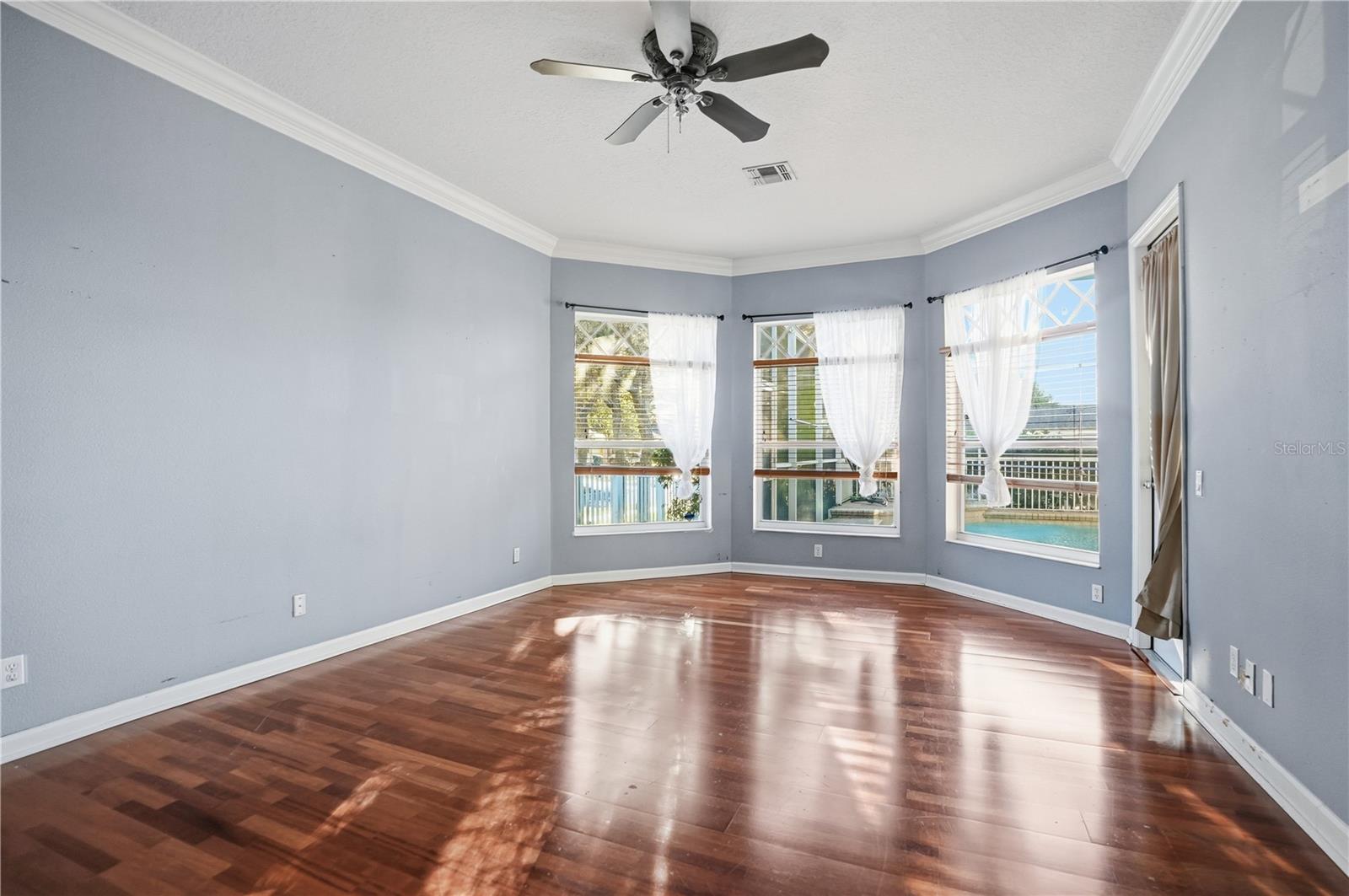 Image 27 of 55 For 10243 Locker Drive