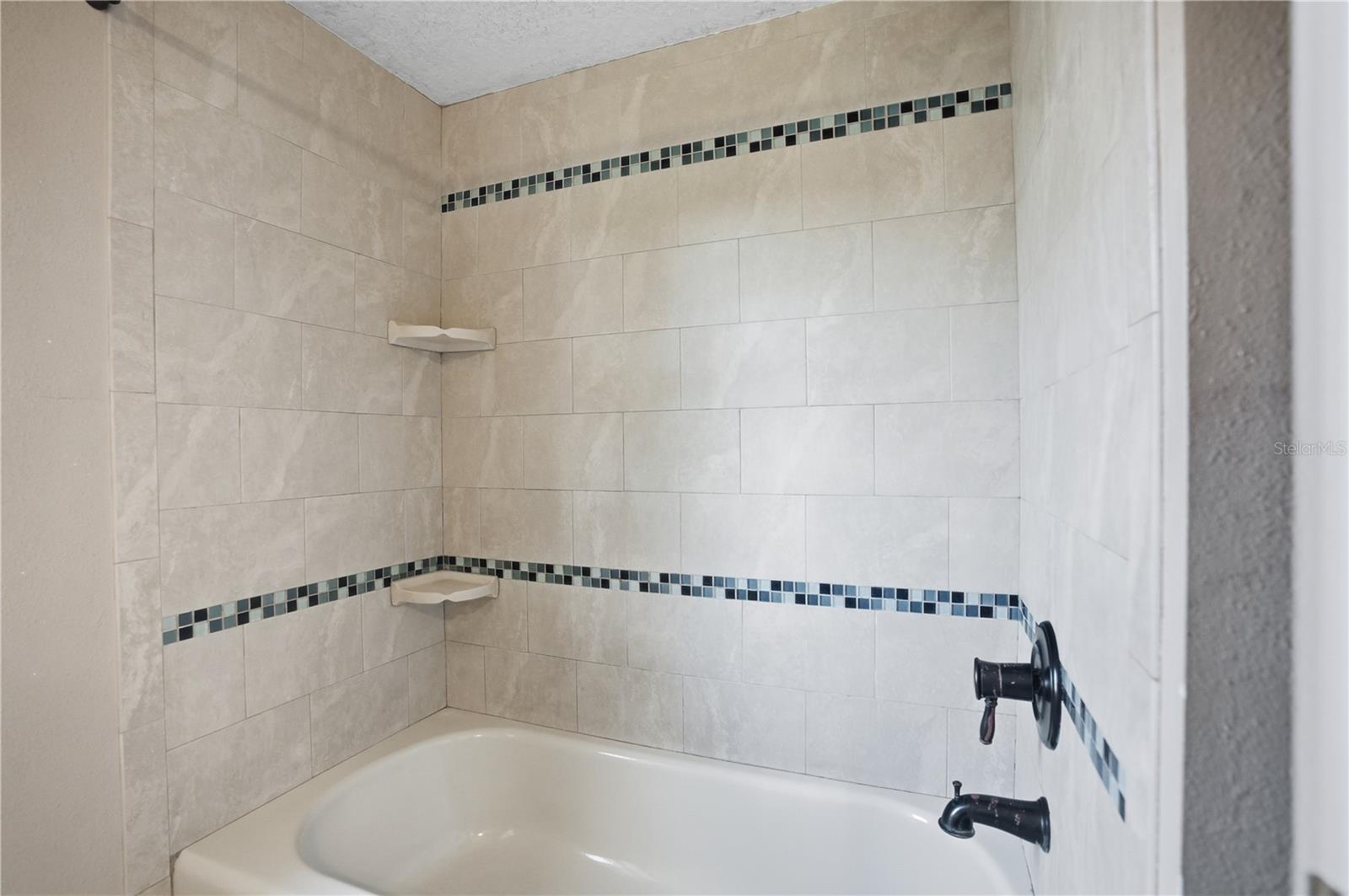 Image 35 of 55 For 10243 Locker Drive