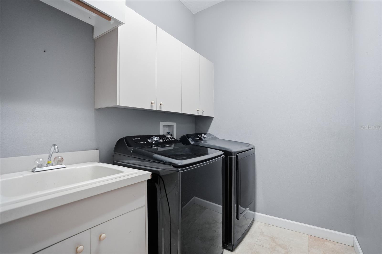 Image 39 of 55 For 10243 Locker Drive