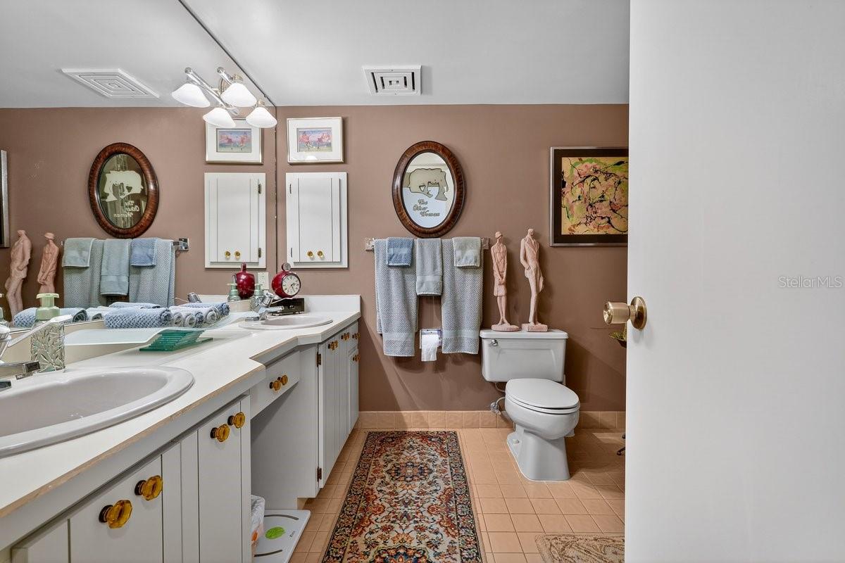 Image 12 of 21 For 395 Atlantic Avenue 301