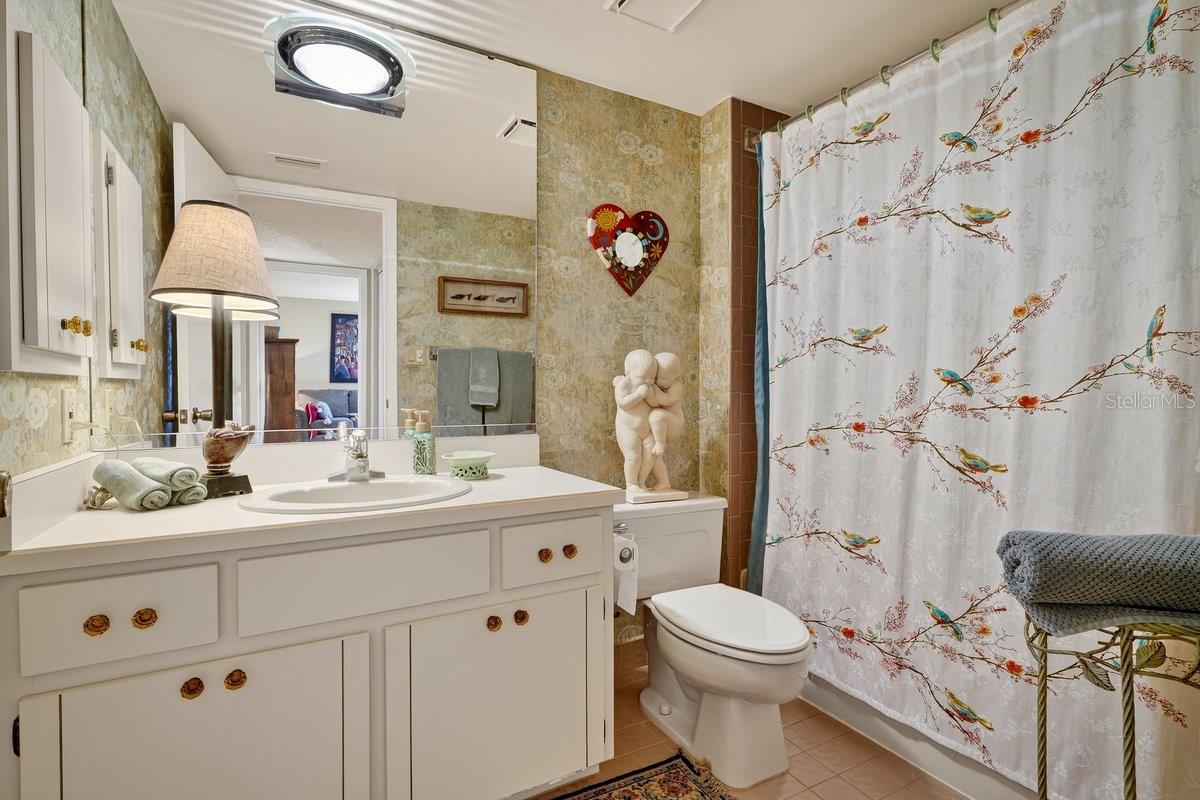 Image 17 of 21 For 395 Atlantic Avenue 301