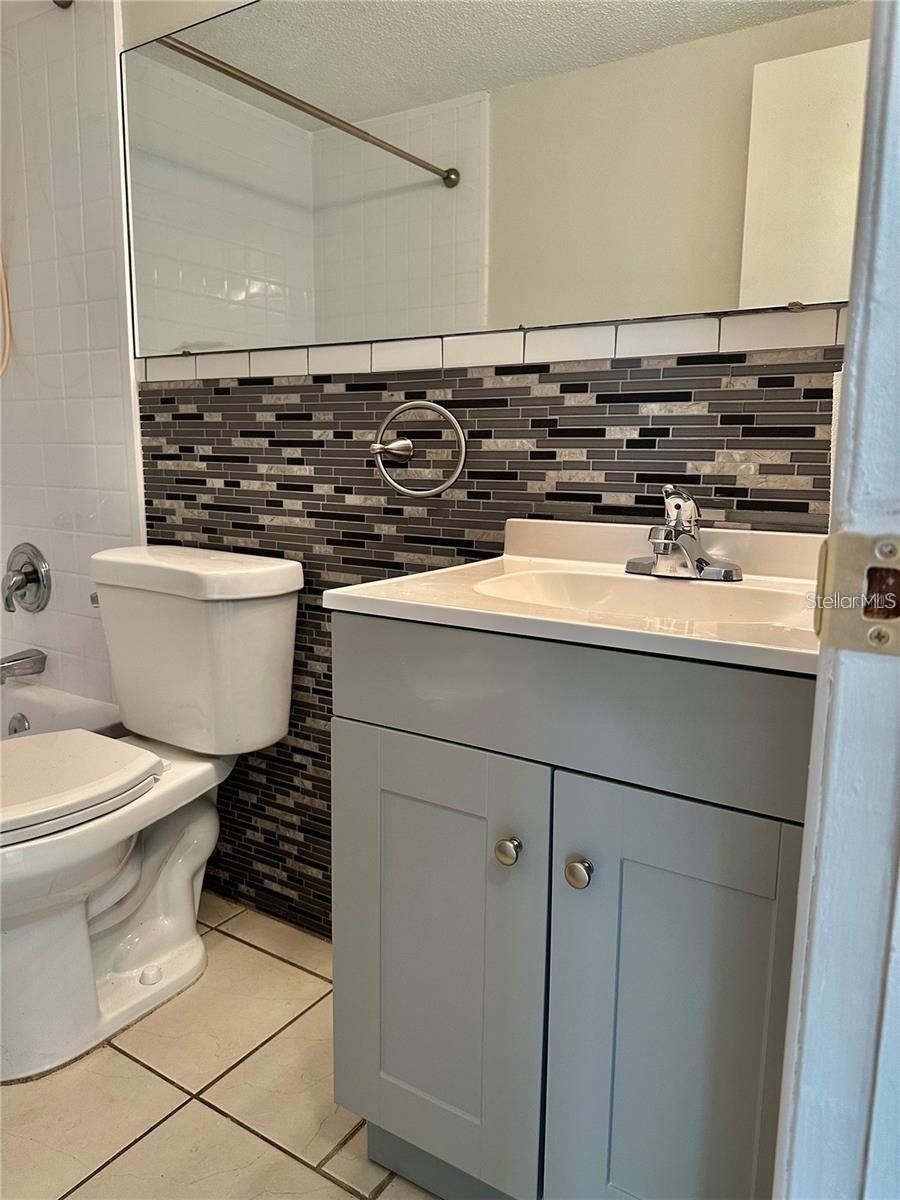 Image 20 of 46 For 4930 Getner Street 0