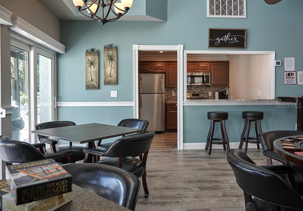 Image 11 of 44 For 3249 Beneva Road 204