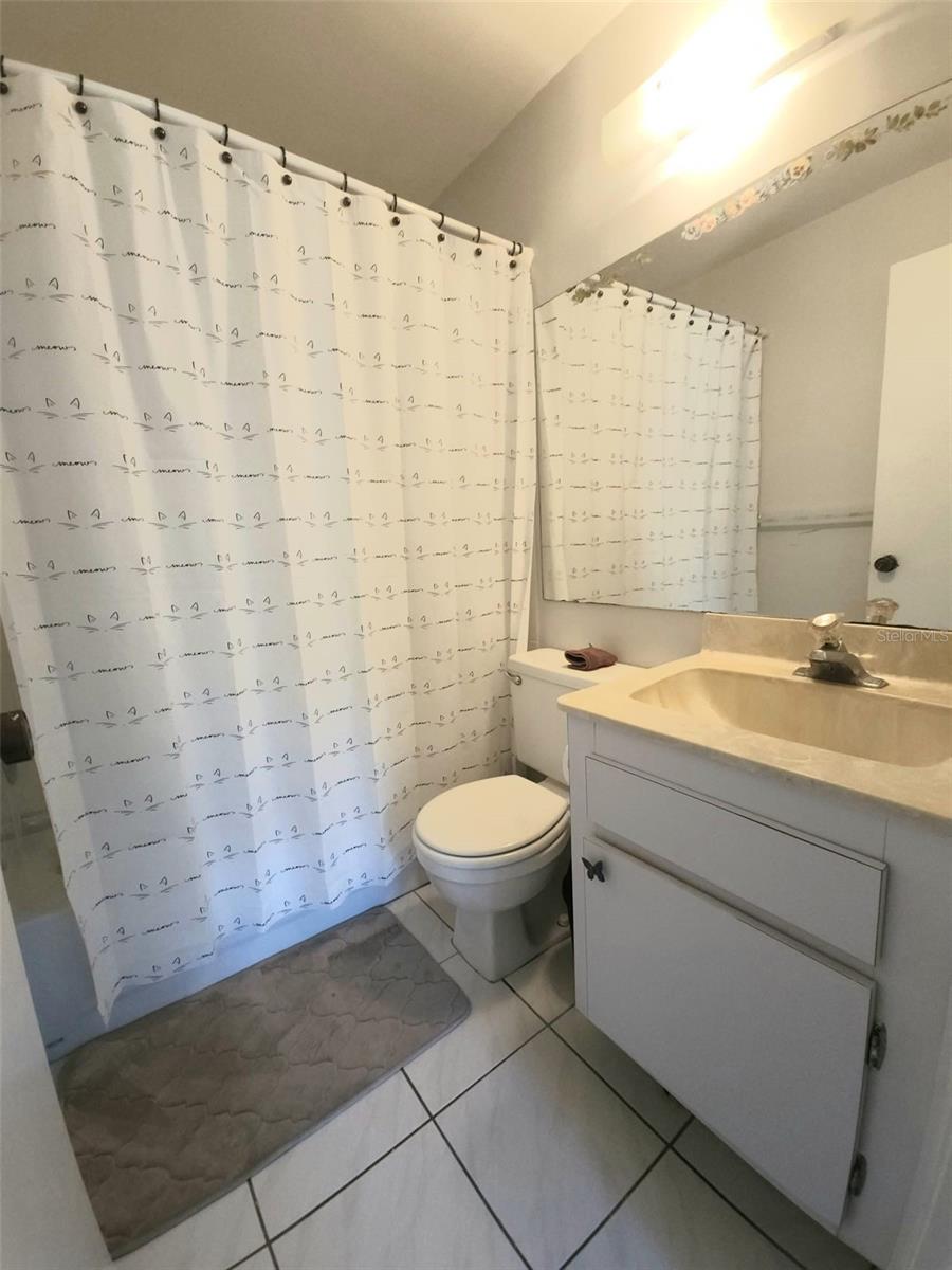 Image 30 of 44 For 3249 Beneva Road 204