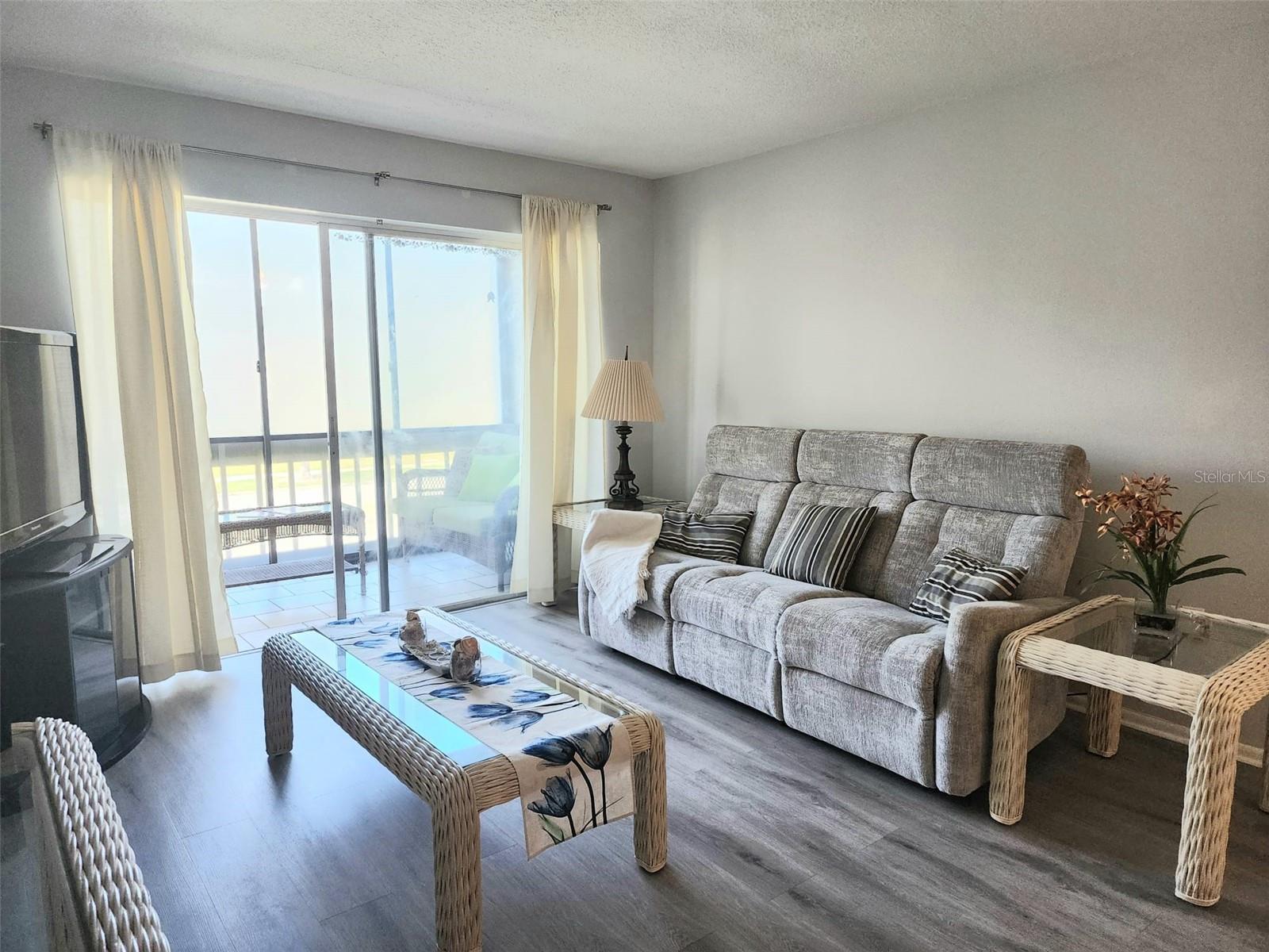 Image 34 of 44 For 3249 Beneva Road 204