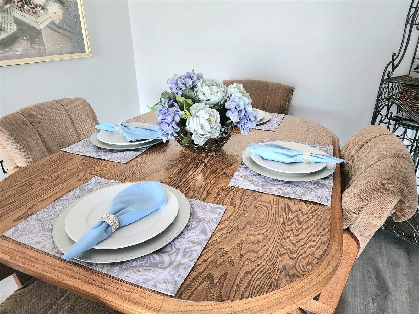 Image 38 of 44 For 3249 Beneva Road 204