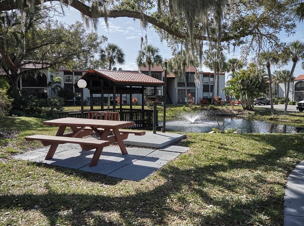 Image 5 of 44 For 3249 Beneva Road 204