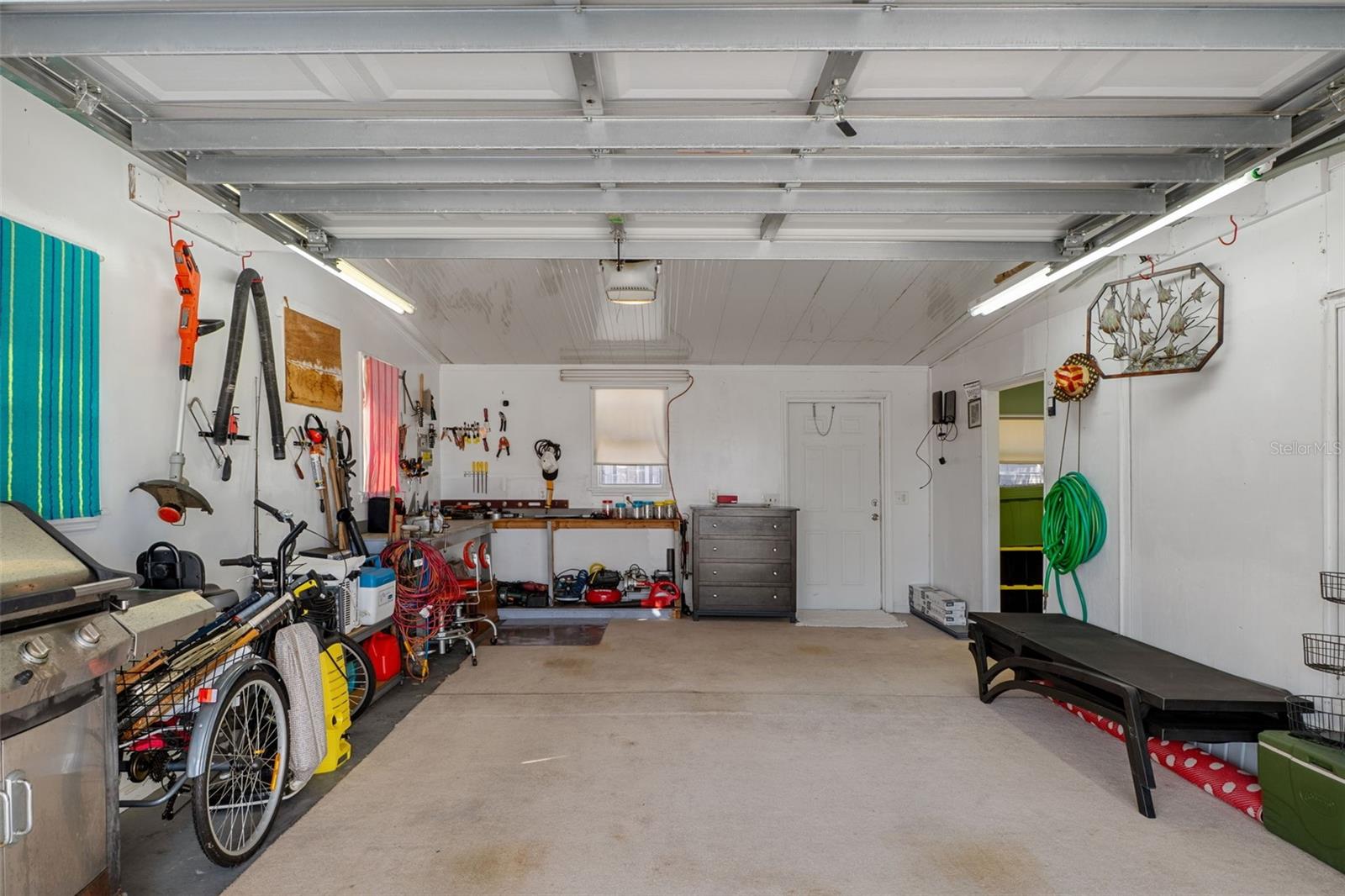 Image 29 of 41 For 9256 Salisbury Drive