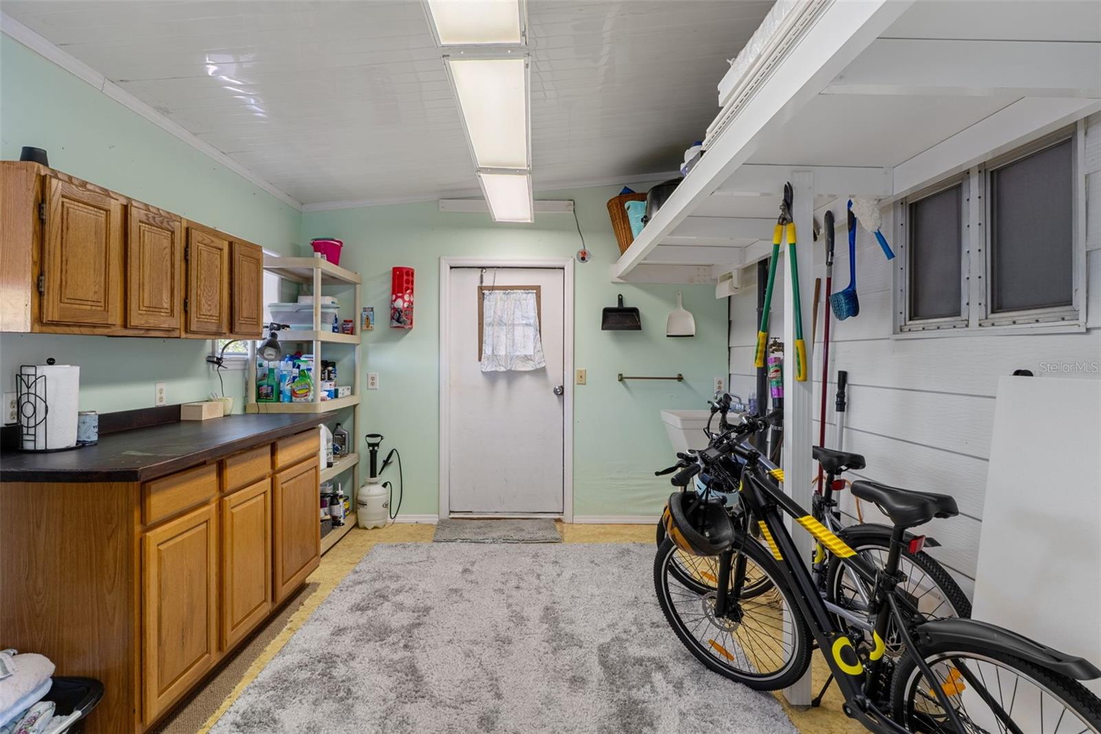 Image 30 of 41 For 9256 Salisbury Drive