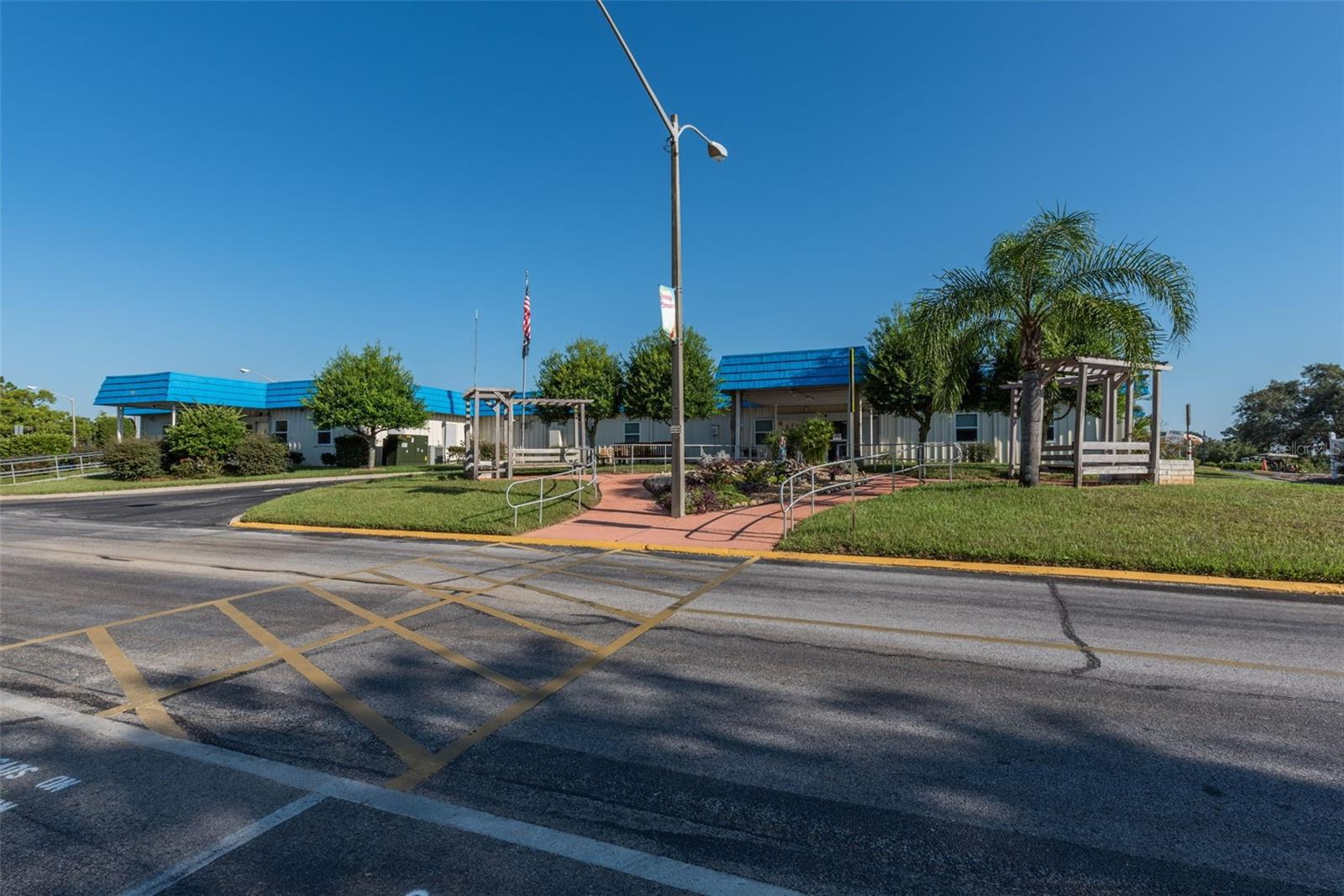 Image 37 of 41 For 9256 Salisbury Drive