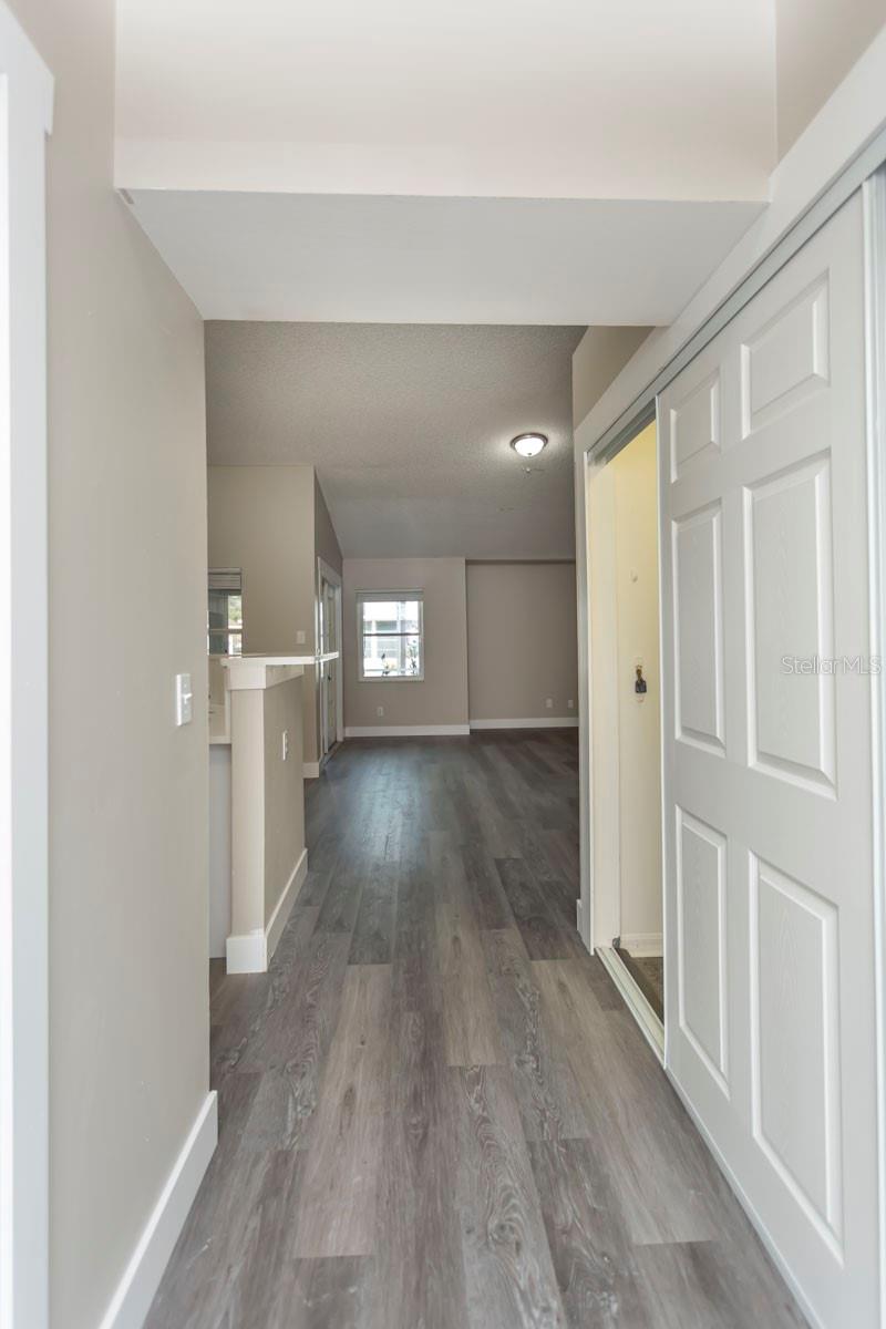 Image 14 of 45 For 5405 Queen Victoria Drive