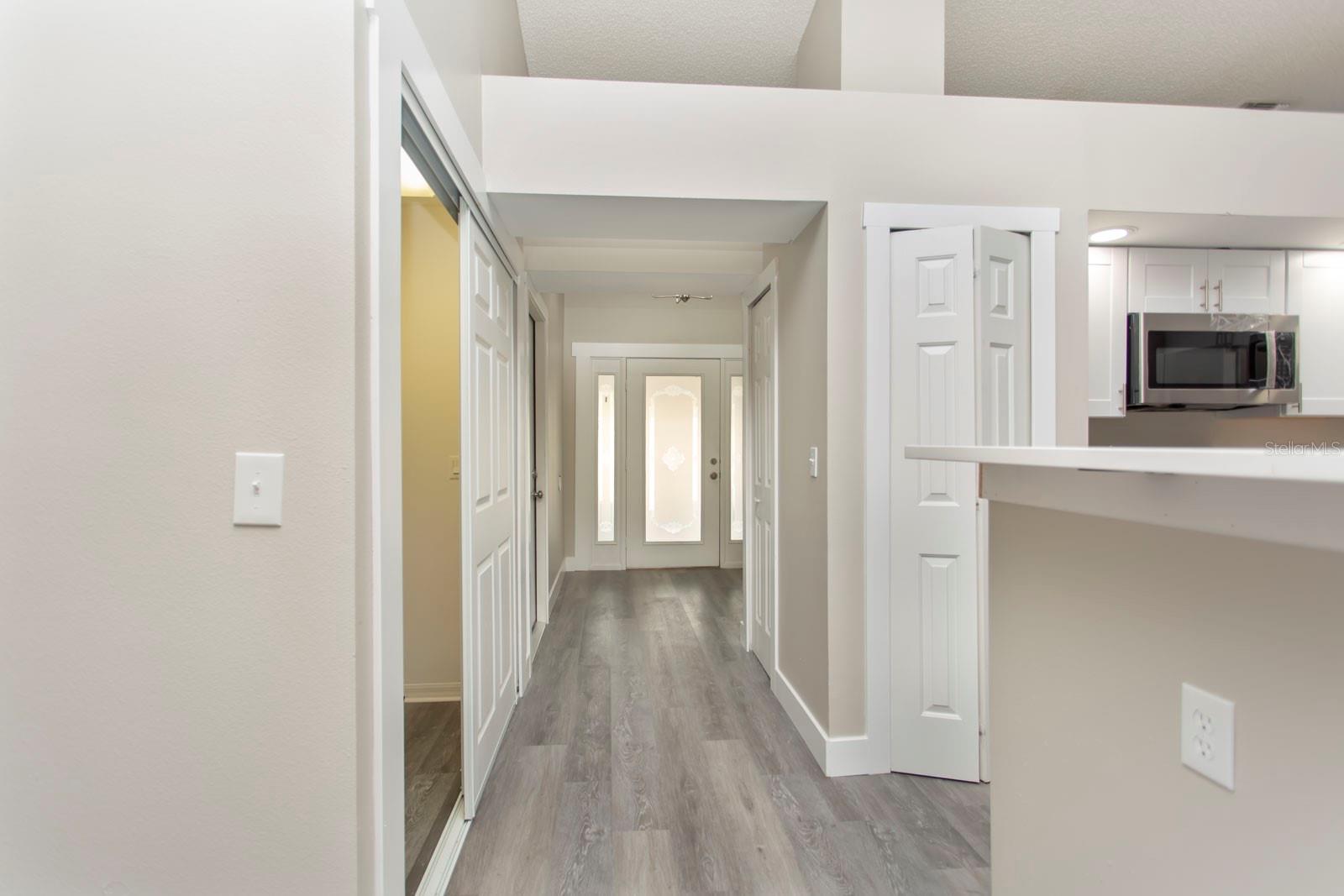 Image 7 of 45 For 5405 Queen Victoria Drive