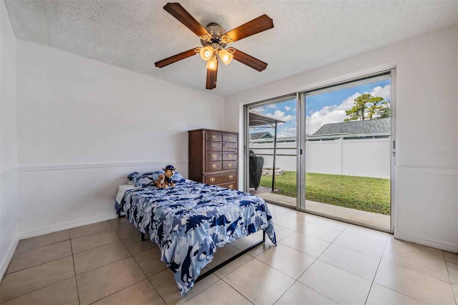 Image 15 of 25 For 3849 Claremont Drive