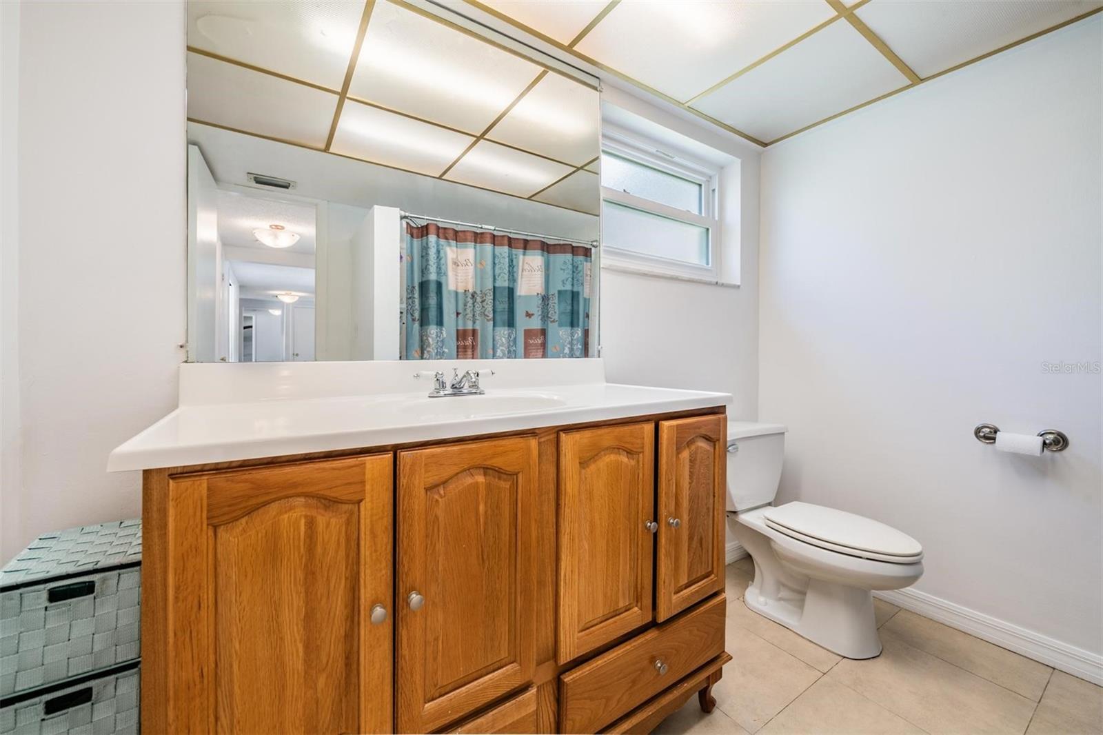 Image 19 of 25 For 3849 Claremont Drive