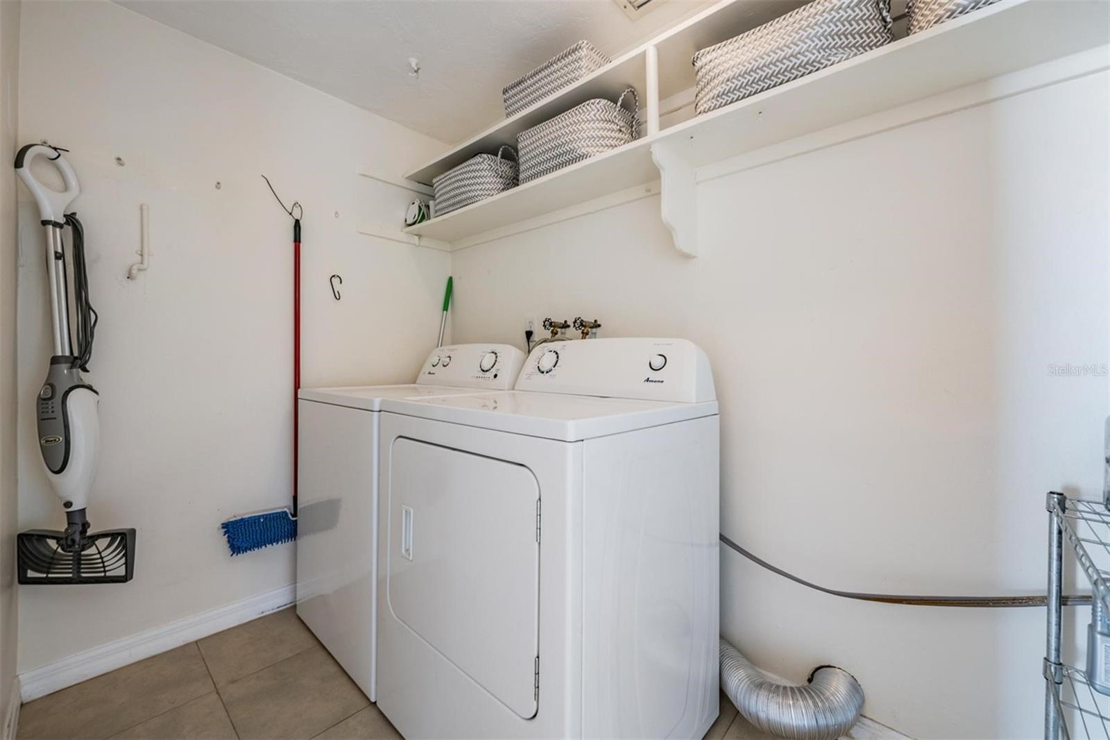 Image 20 of 25 For 3849 Claremont Drive