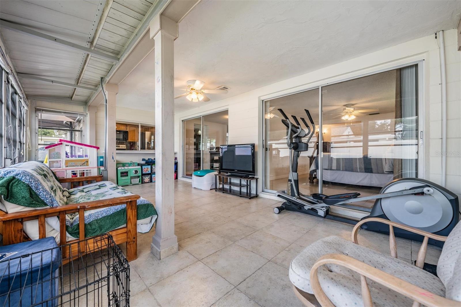 Image 22 of 25 For 3849 Claremont Drive