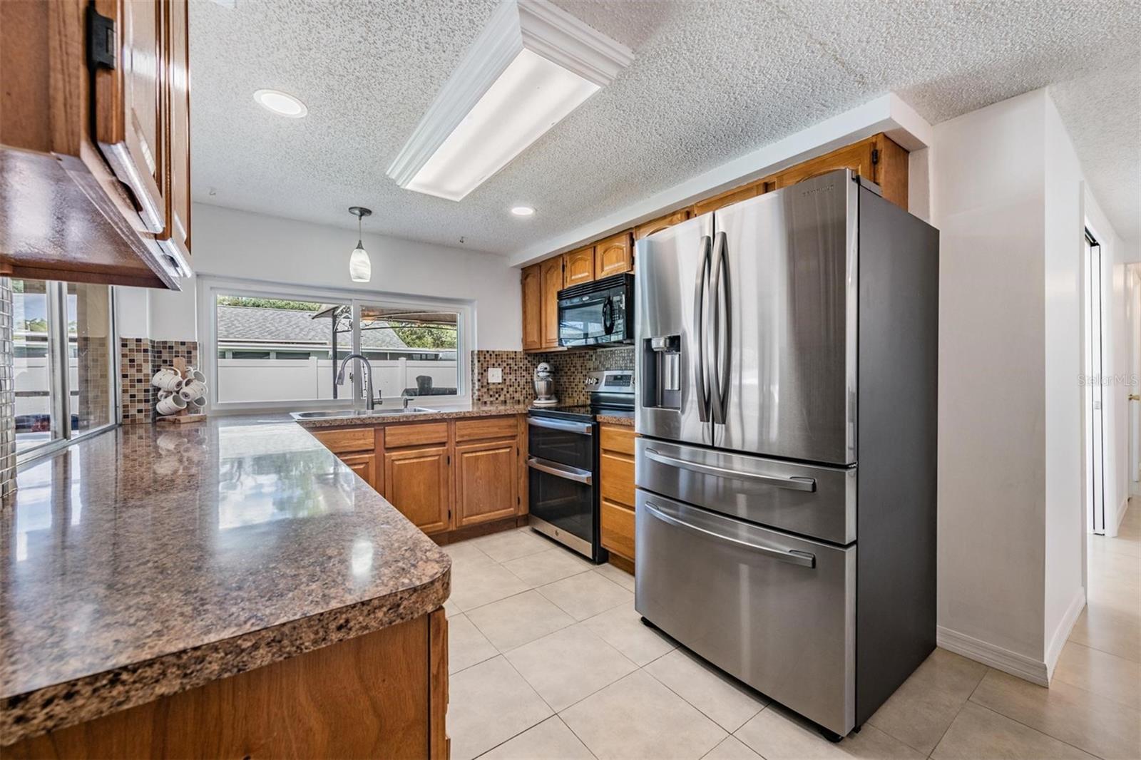 Image 7 of 25 For 3849 Claremont Drive