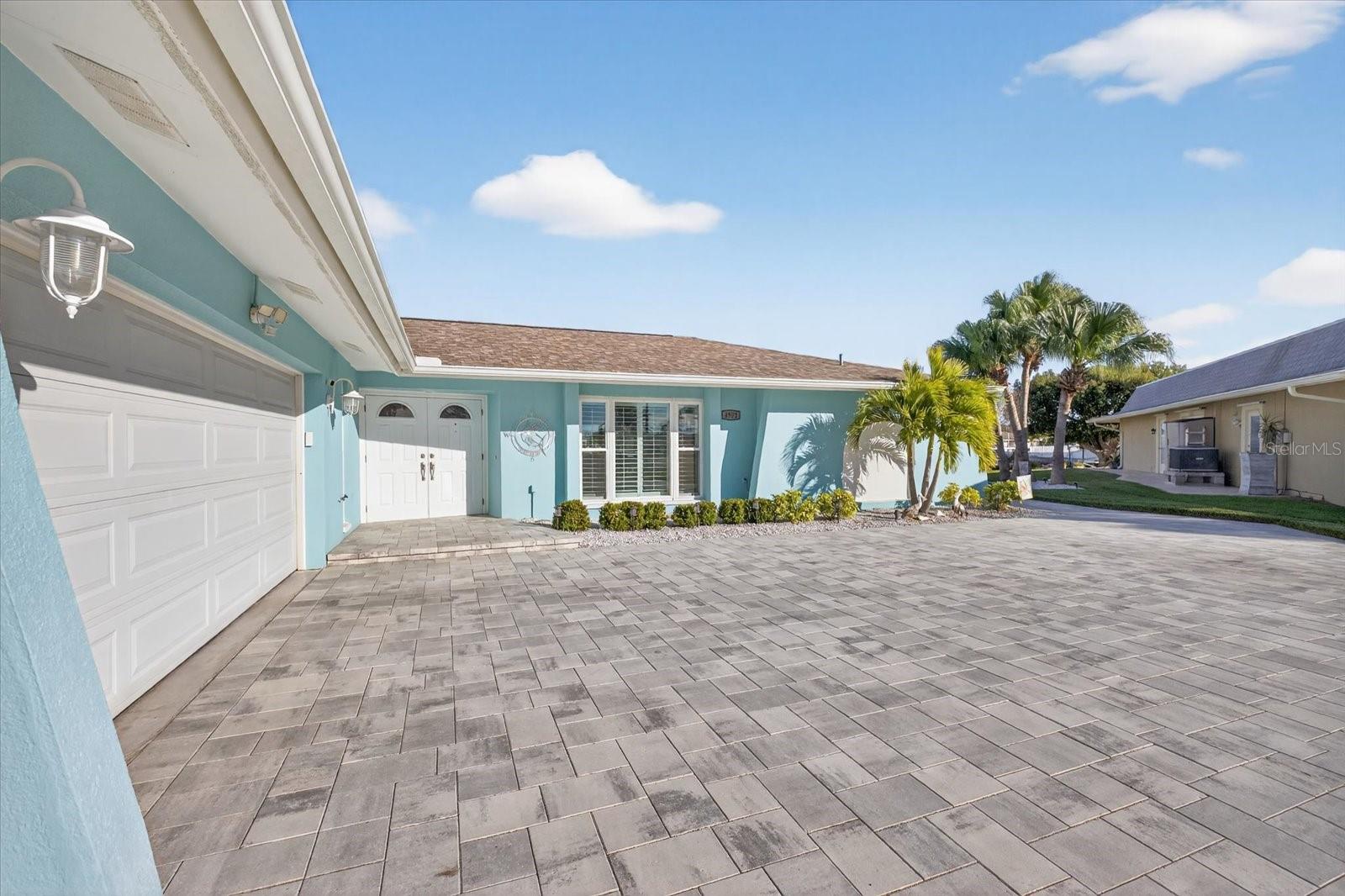 Image 13 of 96 For 4952 Marlin Drive